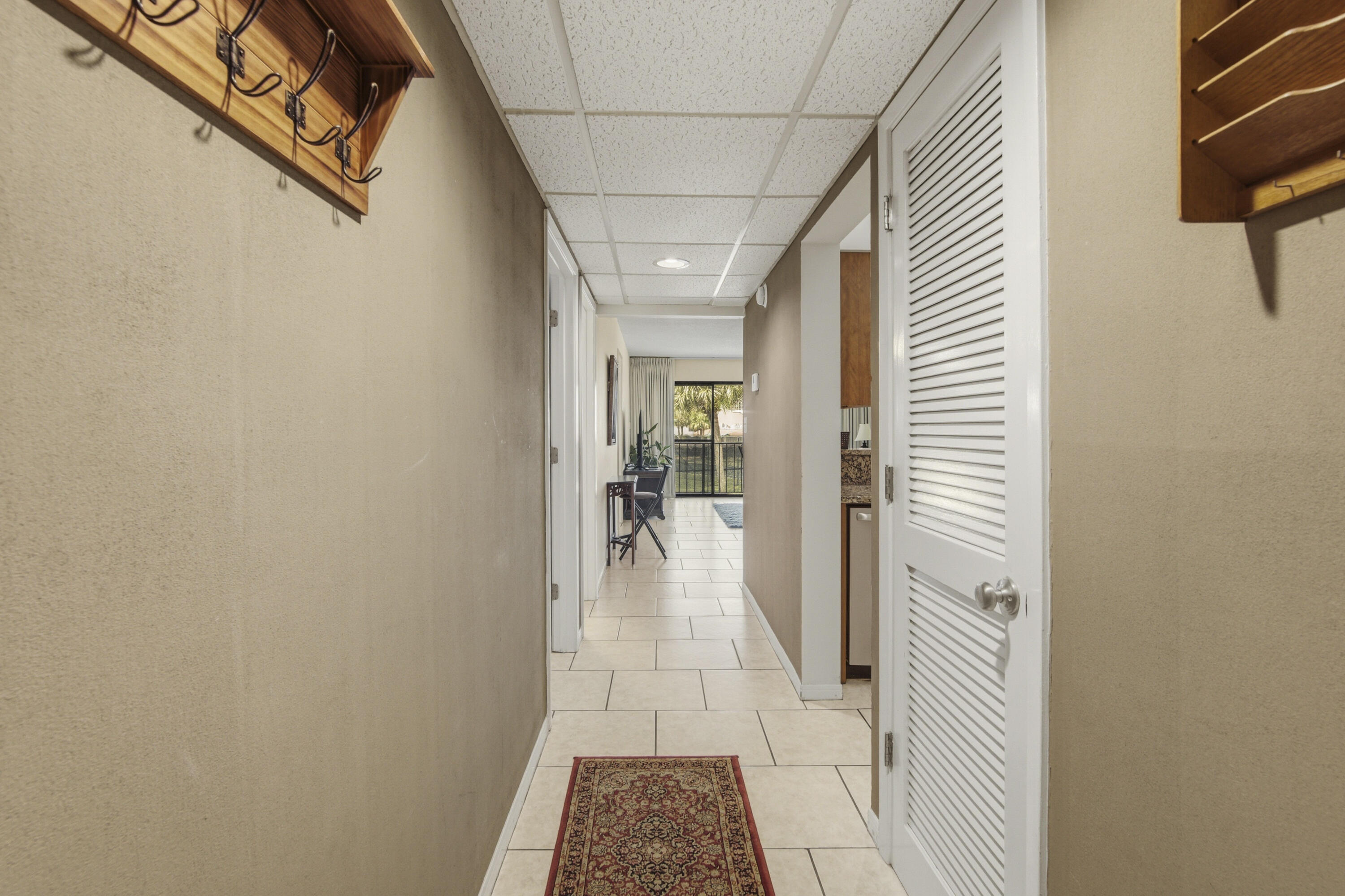 RIVER OAKS - Residential