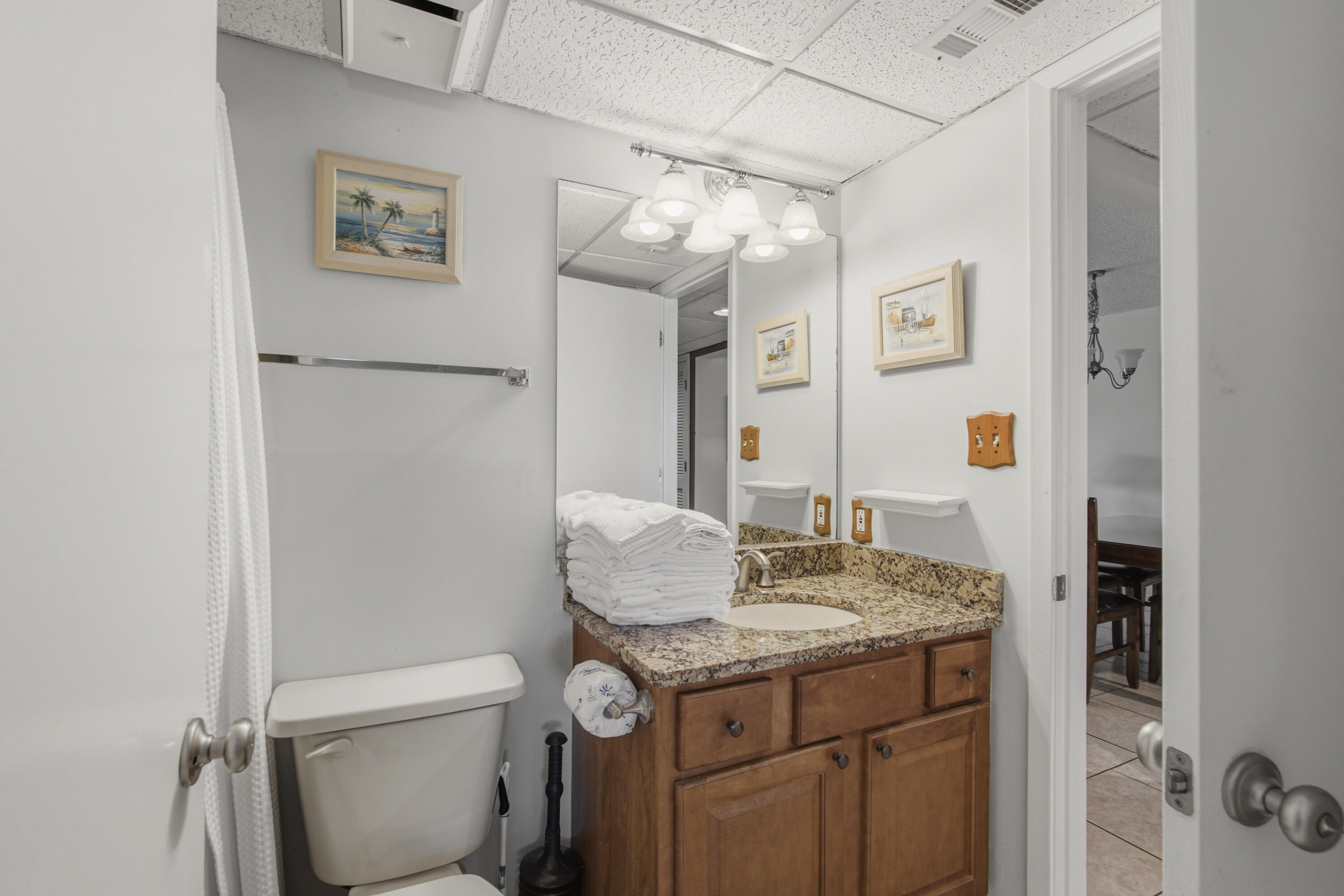 RIVER OAKS - Residential