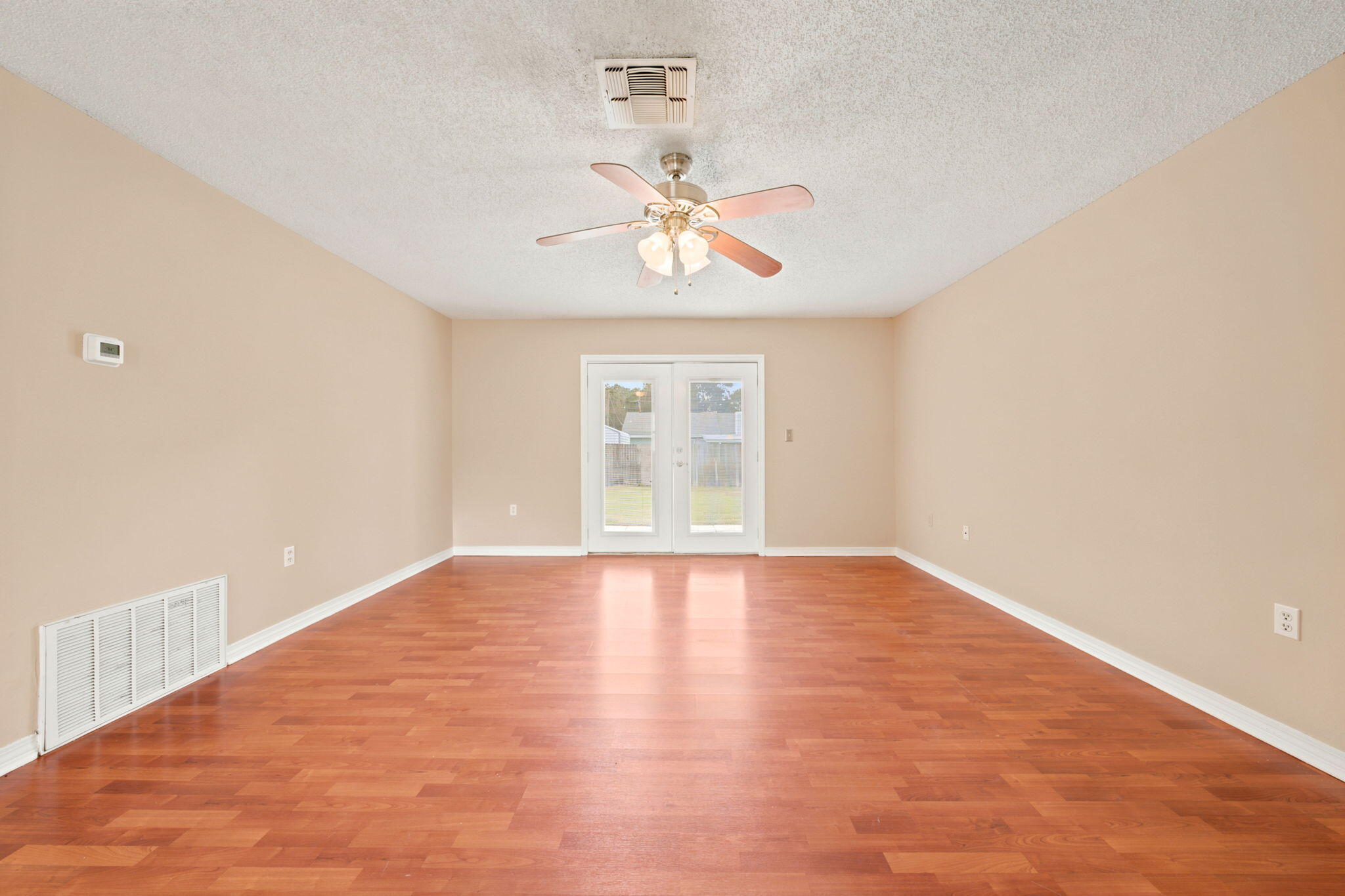 PINE MEADOWS - Residential