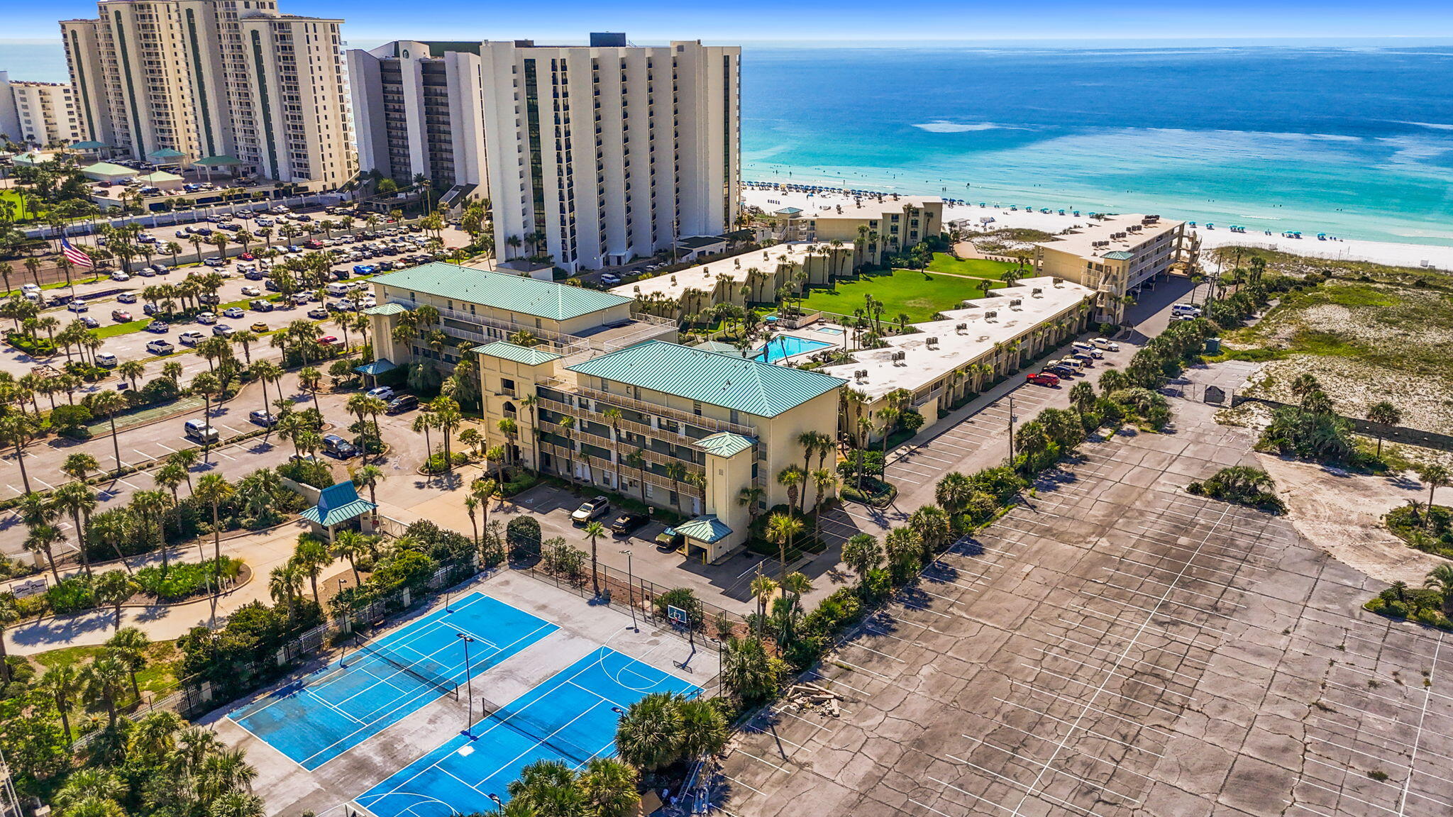 SILVER DUNES CONDO - Residential