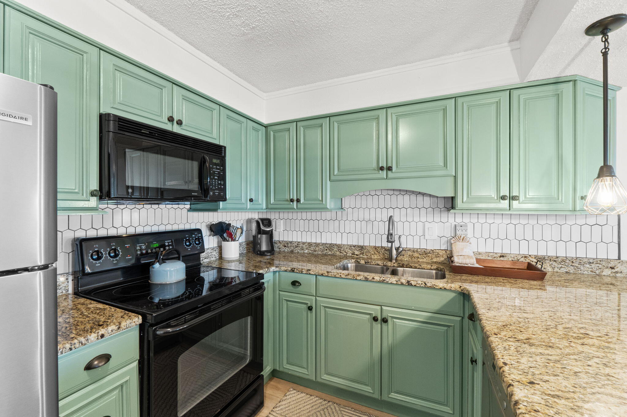 SILVER DUNES CONDO - Residential