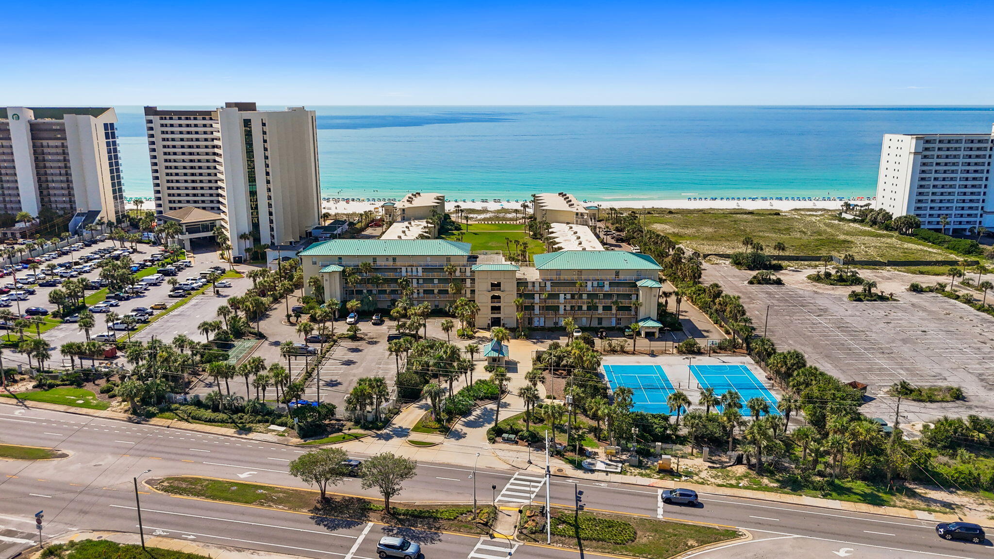 SILVER DUNES CONDO - Residential