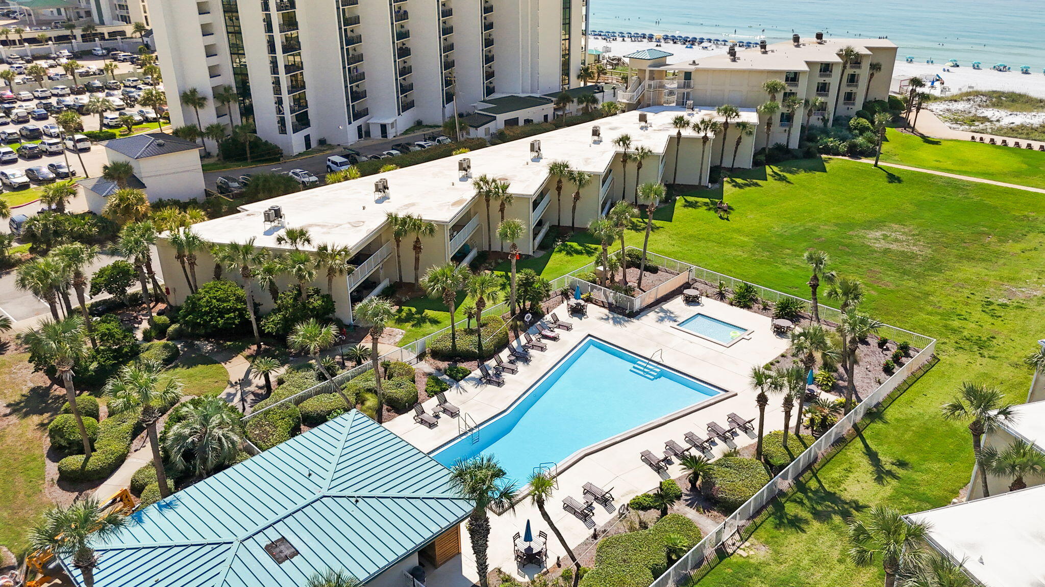 SILVER DUNES CONDO - Residential