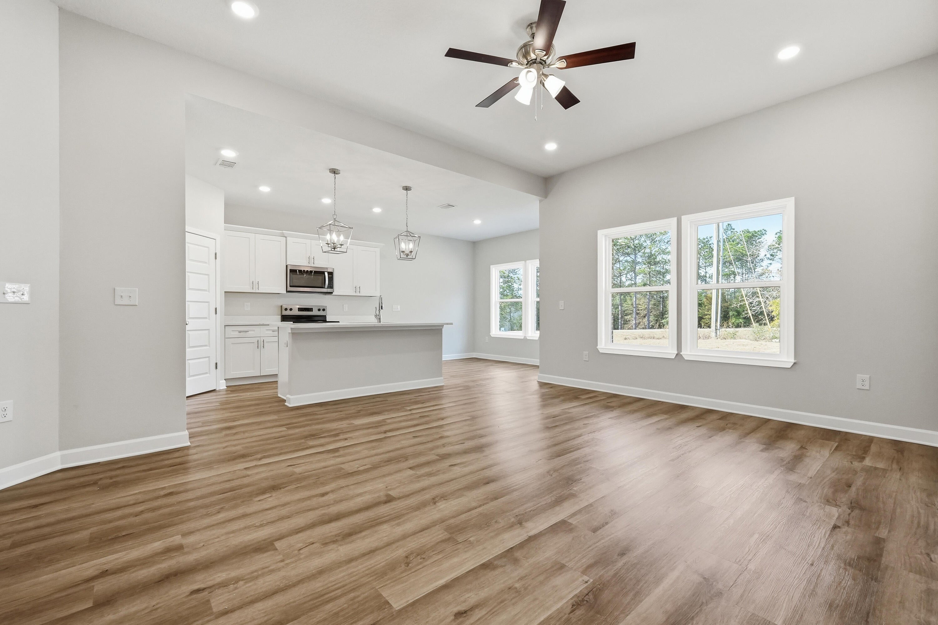 SOUTHERN CHARM - Residential