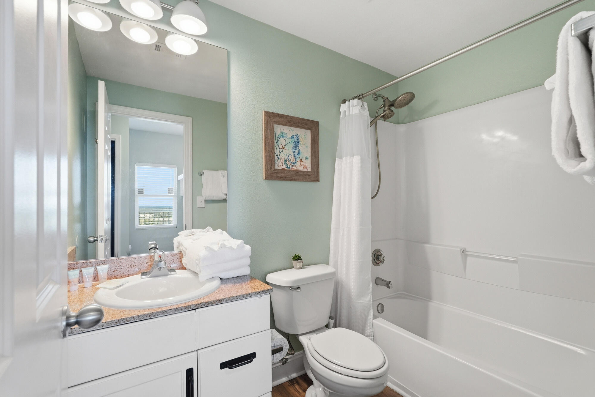 Laketown Wharf - Residential