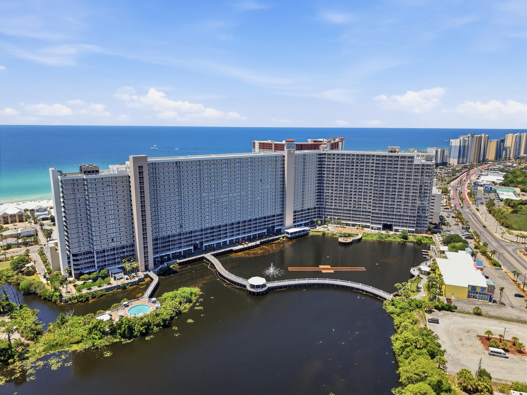 Laketown Wharf - Residential