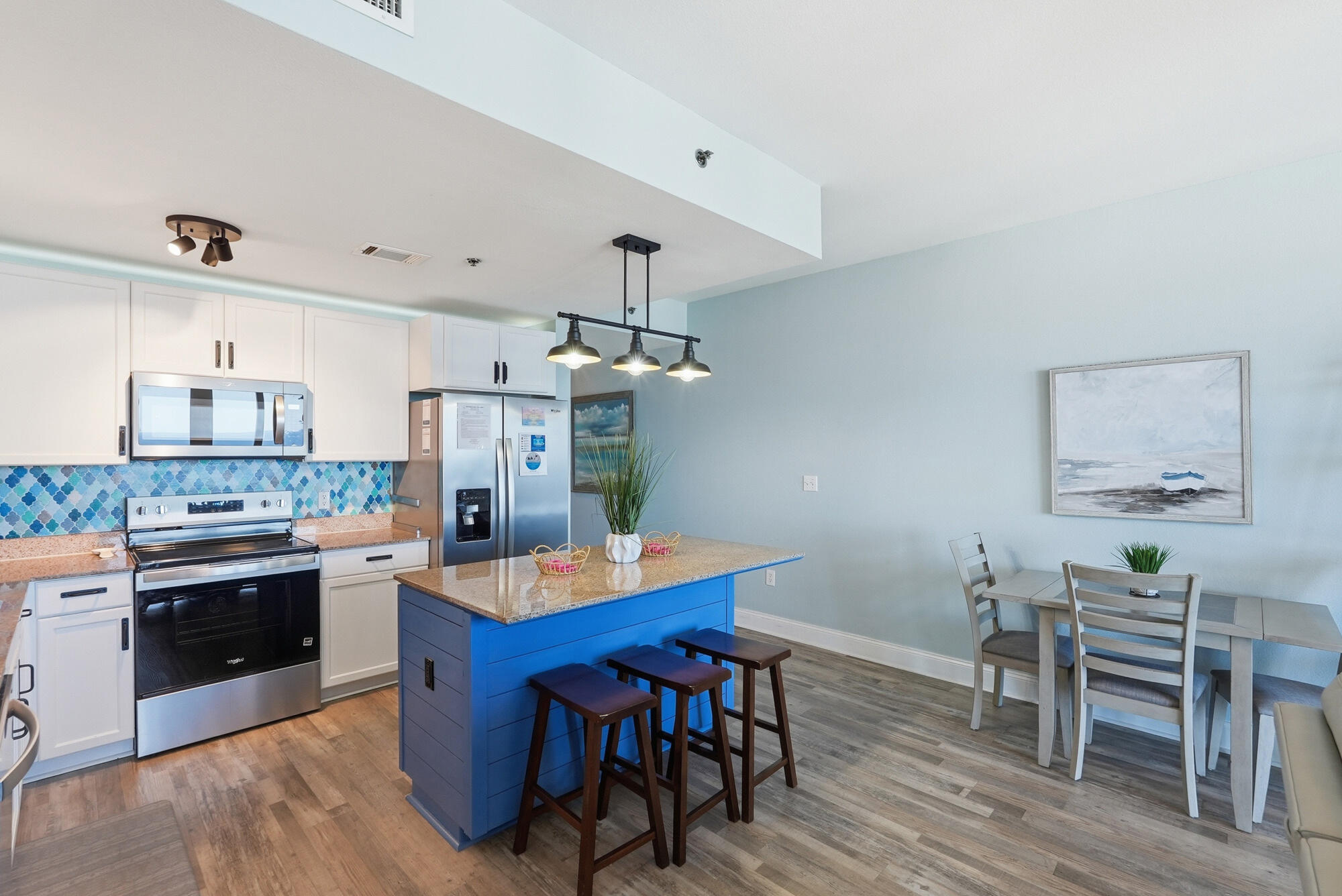 Laketown Wharf - Residential