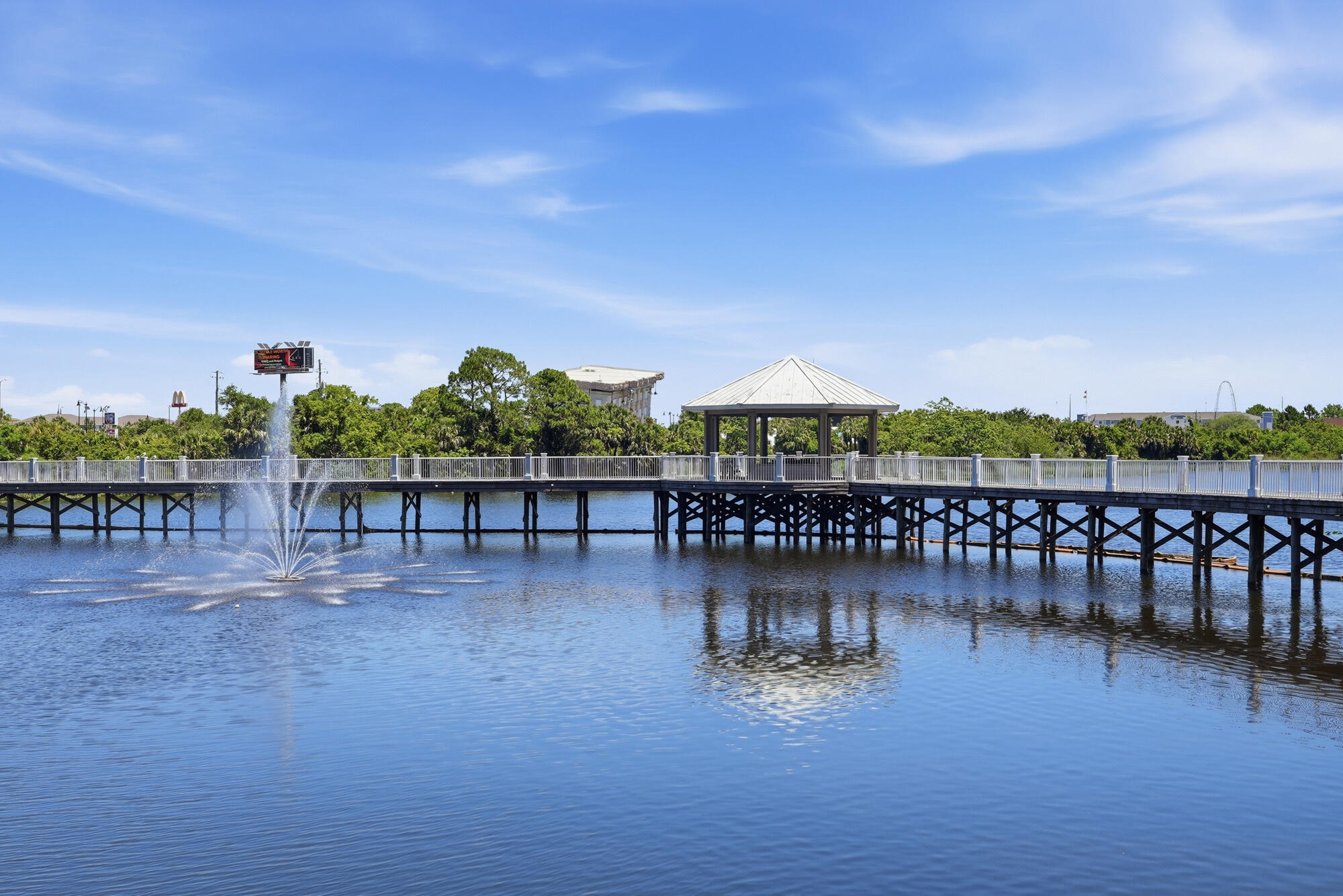 Laketown Wharf - Residential