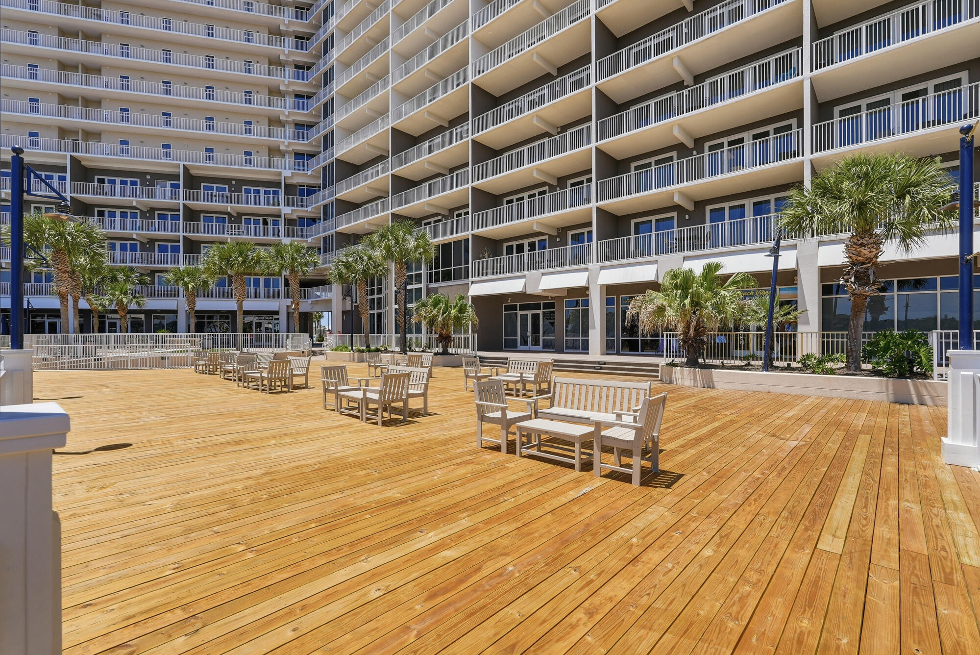 Laketown Wharf - Residential