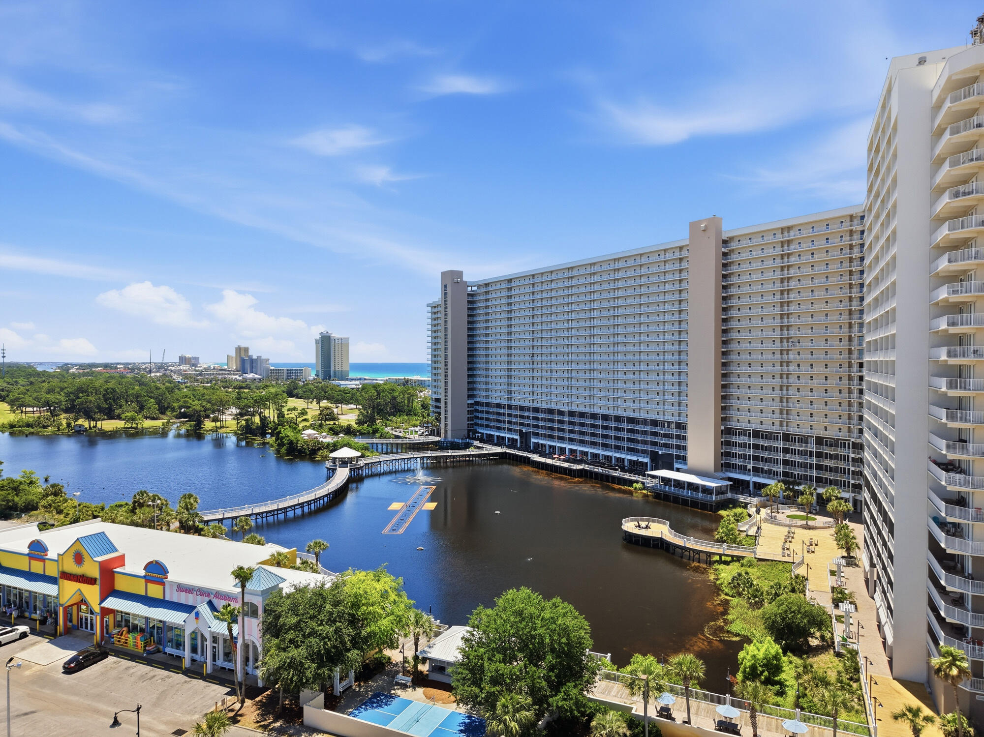 Laketown Wharf - Residential