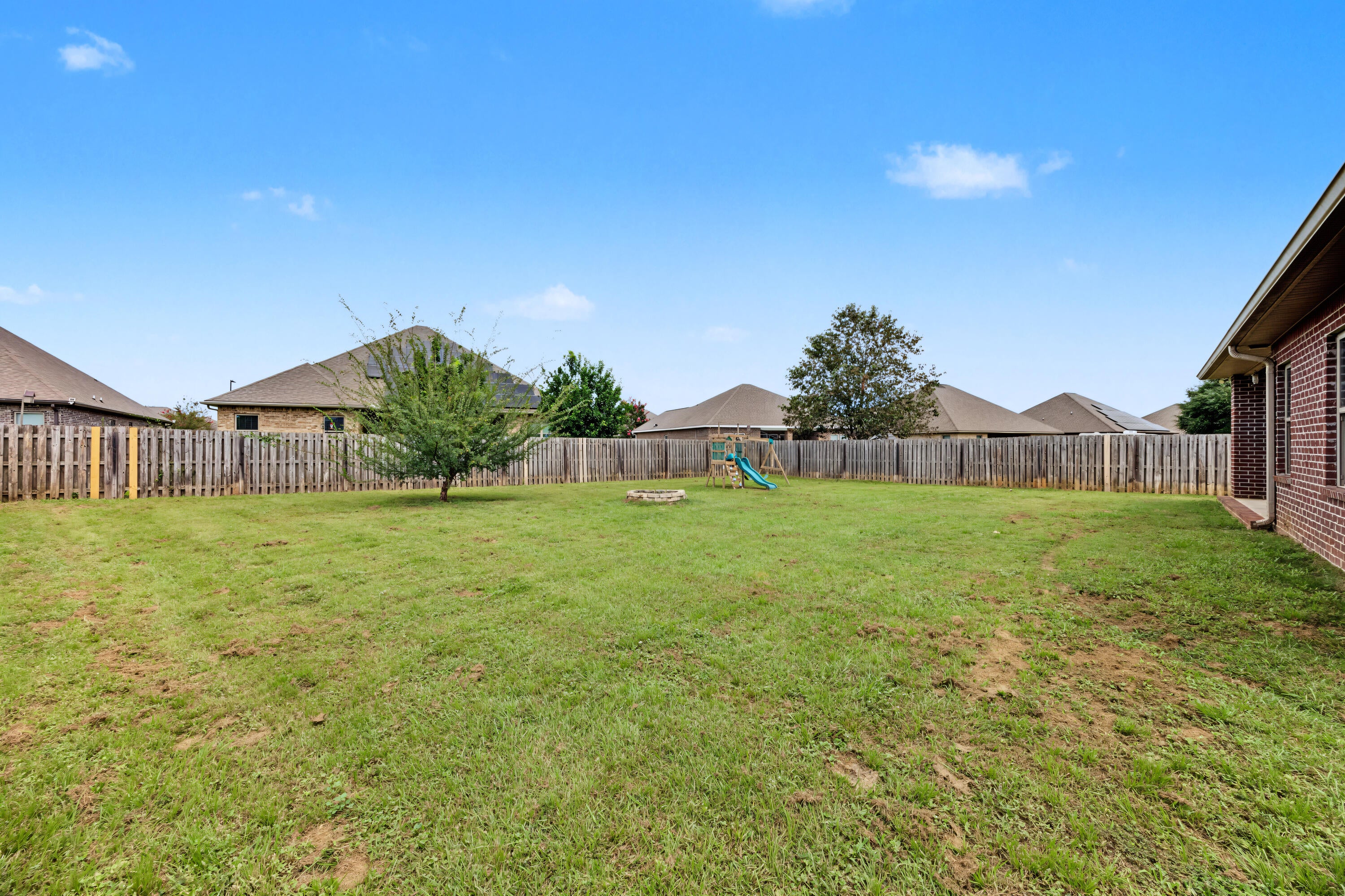 Redstone Commons - Residential