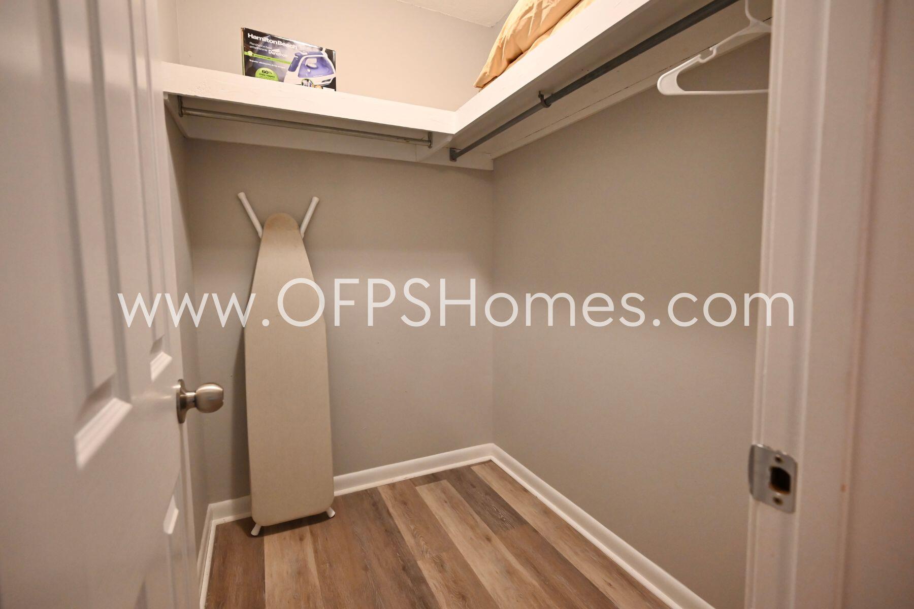 ROCKY BAYOU T/H - Residential Lease
