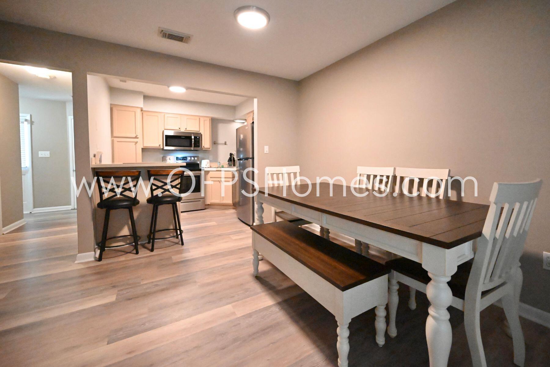 ROCKY BAYOU T/H - Residential Lease