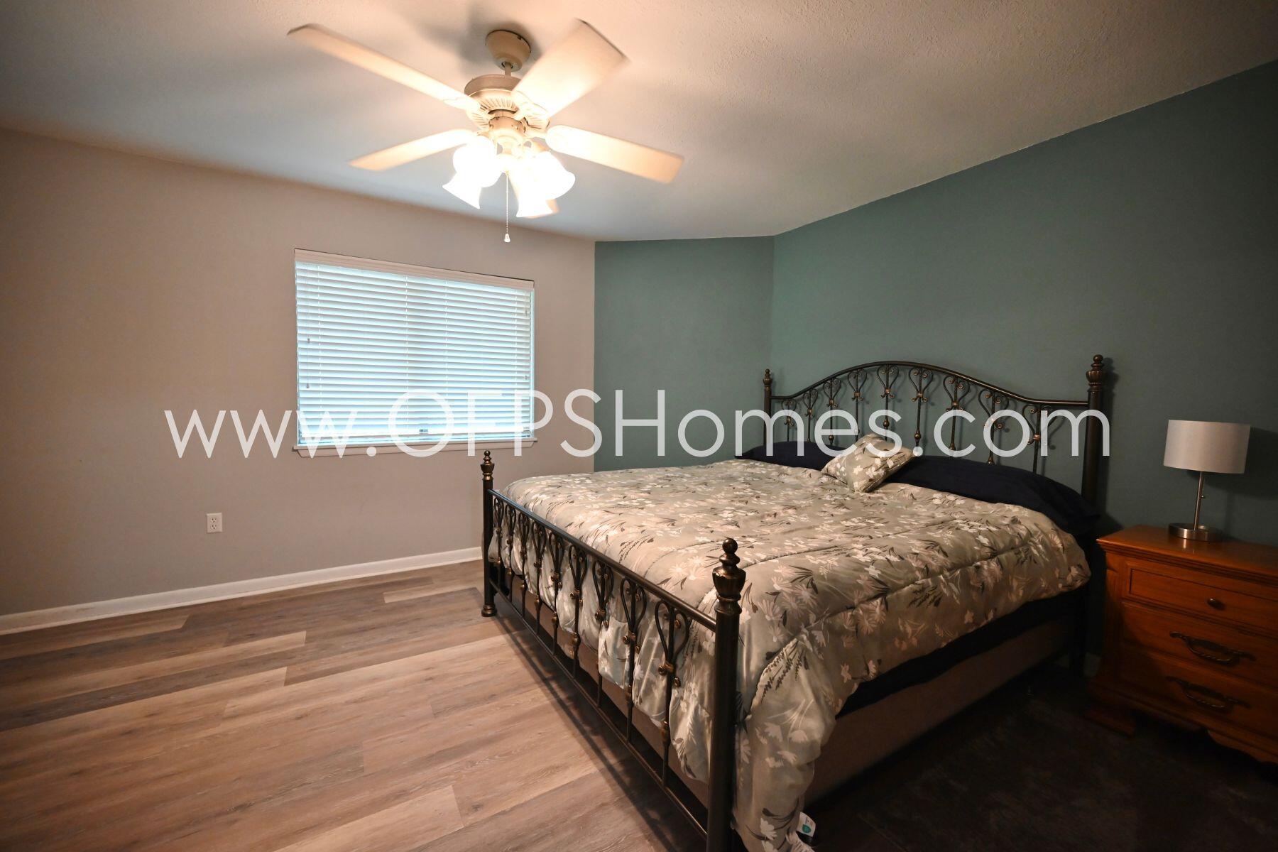 ROCKY BAYOU T/H - Residential Lease