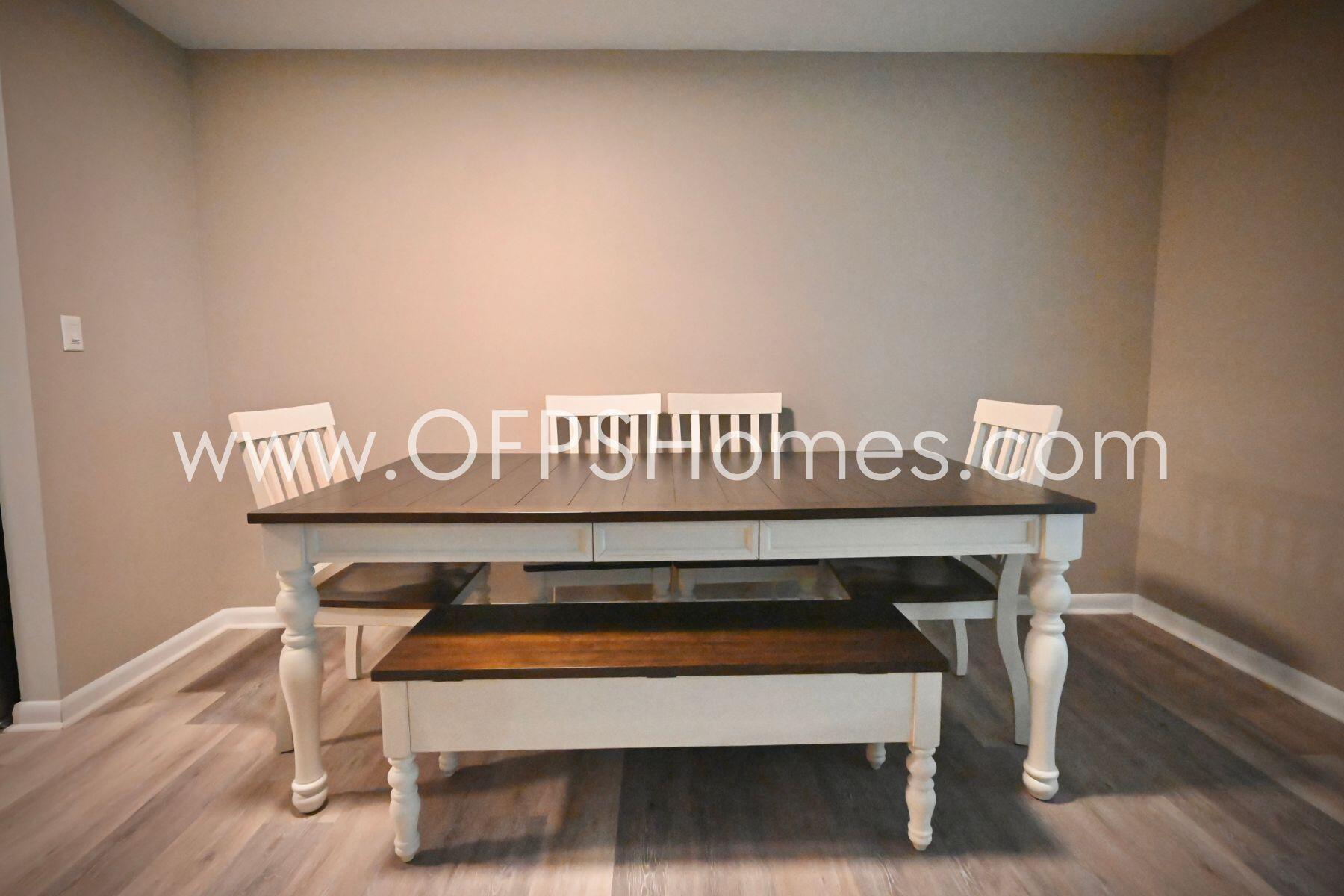 ROCKY BAYOU T/H - Residential Lease