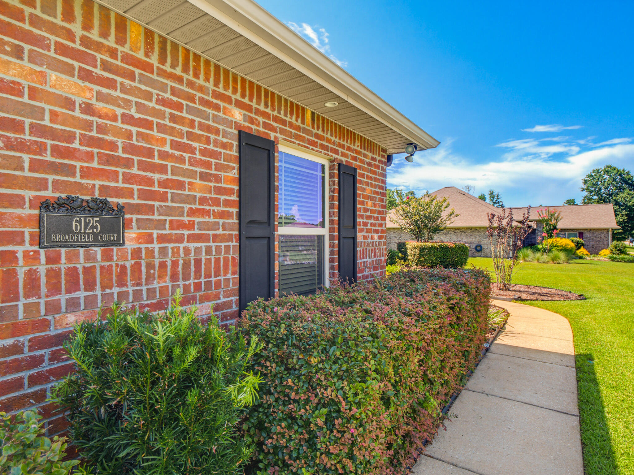 COTTONWOOD FOURTH ADD LOT 24 BLK E AS DES IN OR 4464 PG 730 - Residential