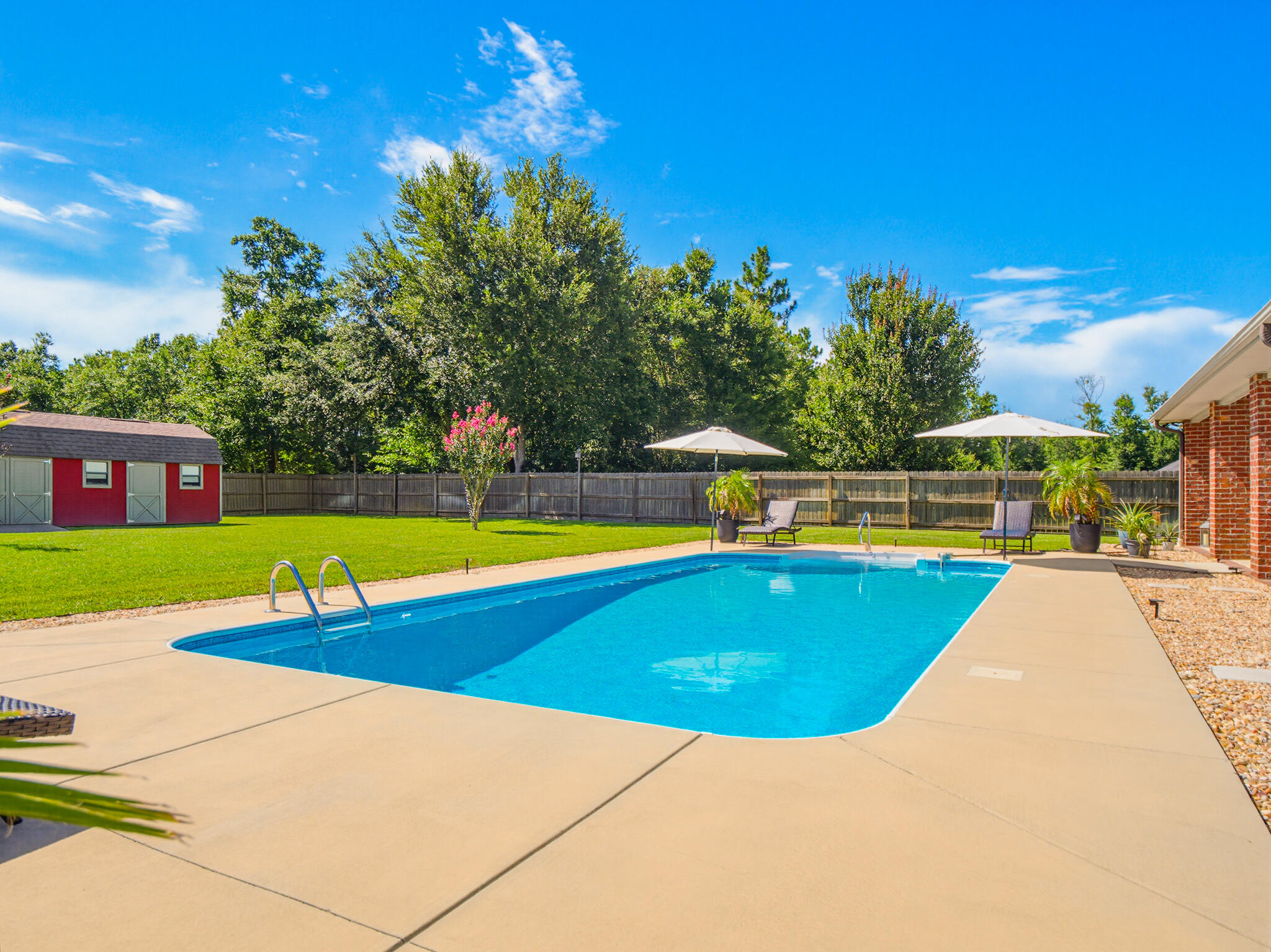 COTTONWOOD FOURTH ADD LOT 24 BLK E AS DES IN OR 4464 PG 730 - Residential