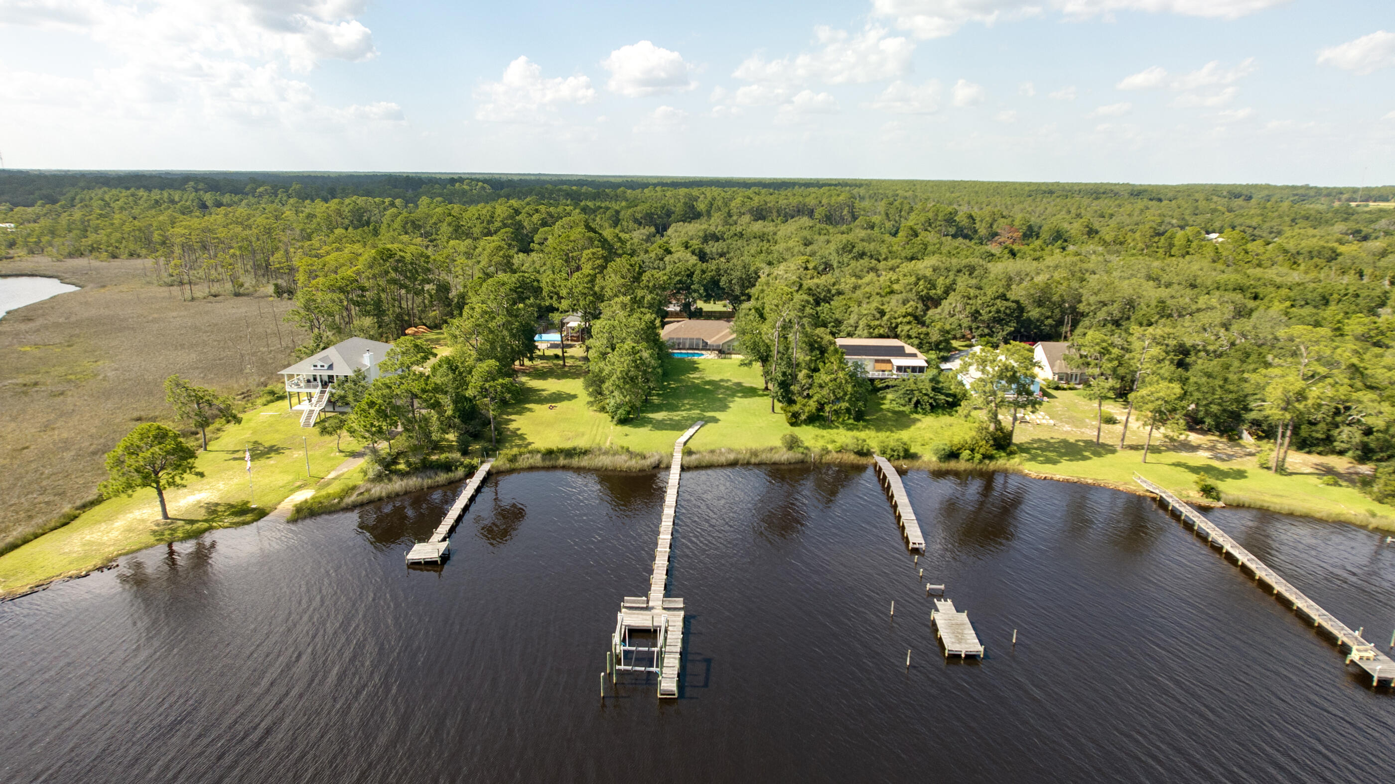 NO RECORDED SUBDIVISION - Residential