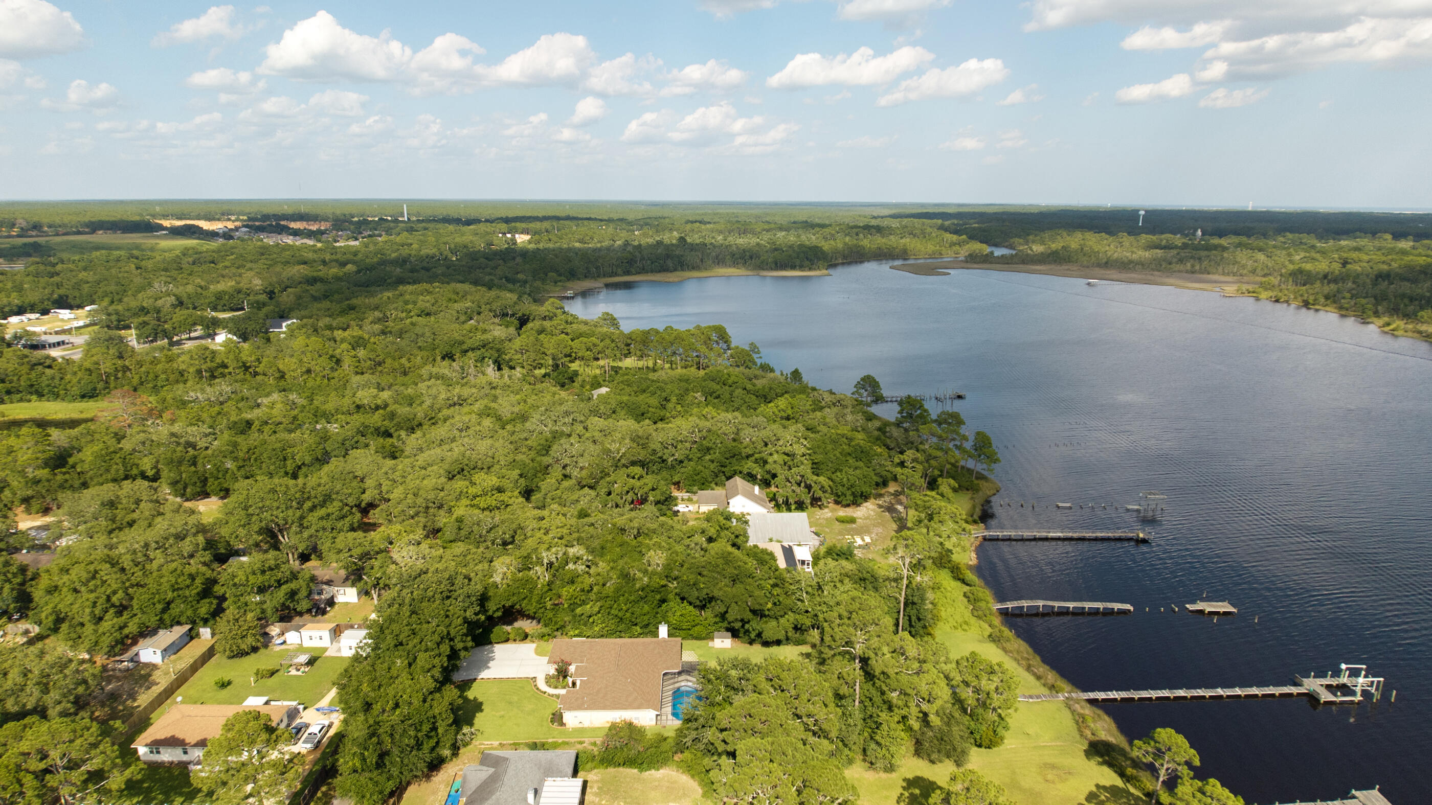 NO RECORDED SUBDIVISION - Residential
