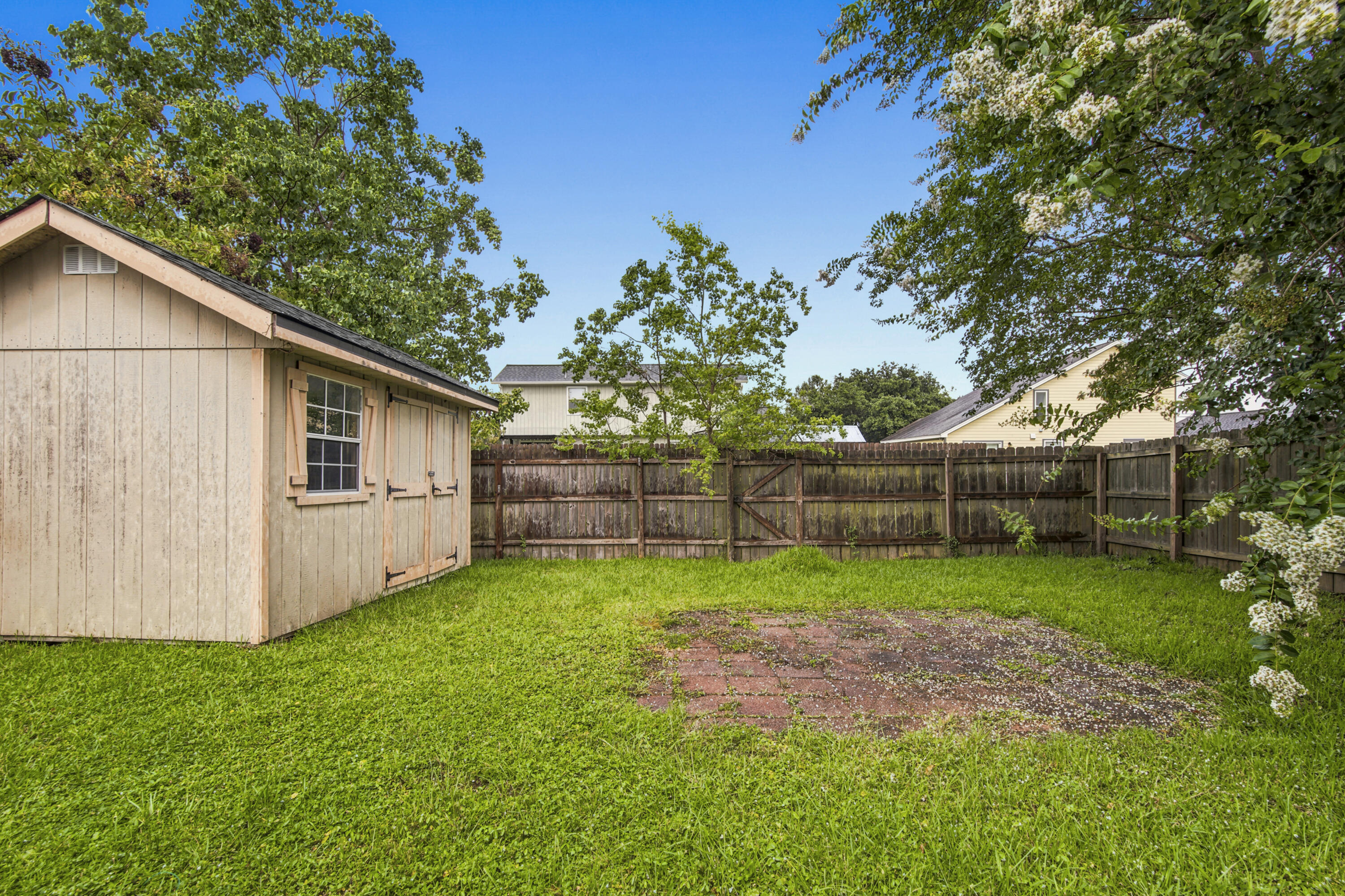 NO RECORDED PROJECT - Residential