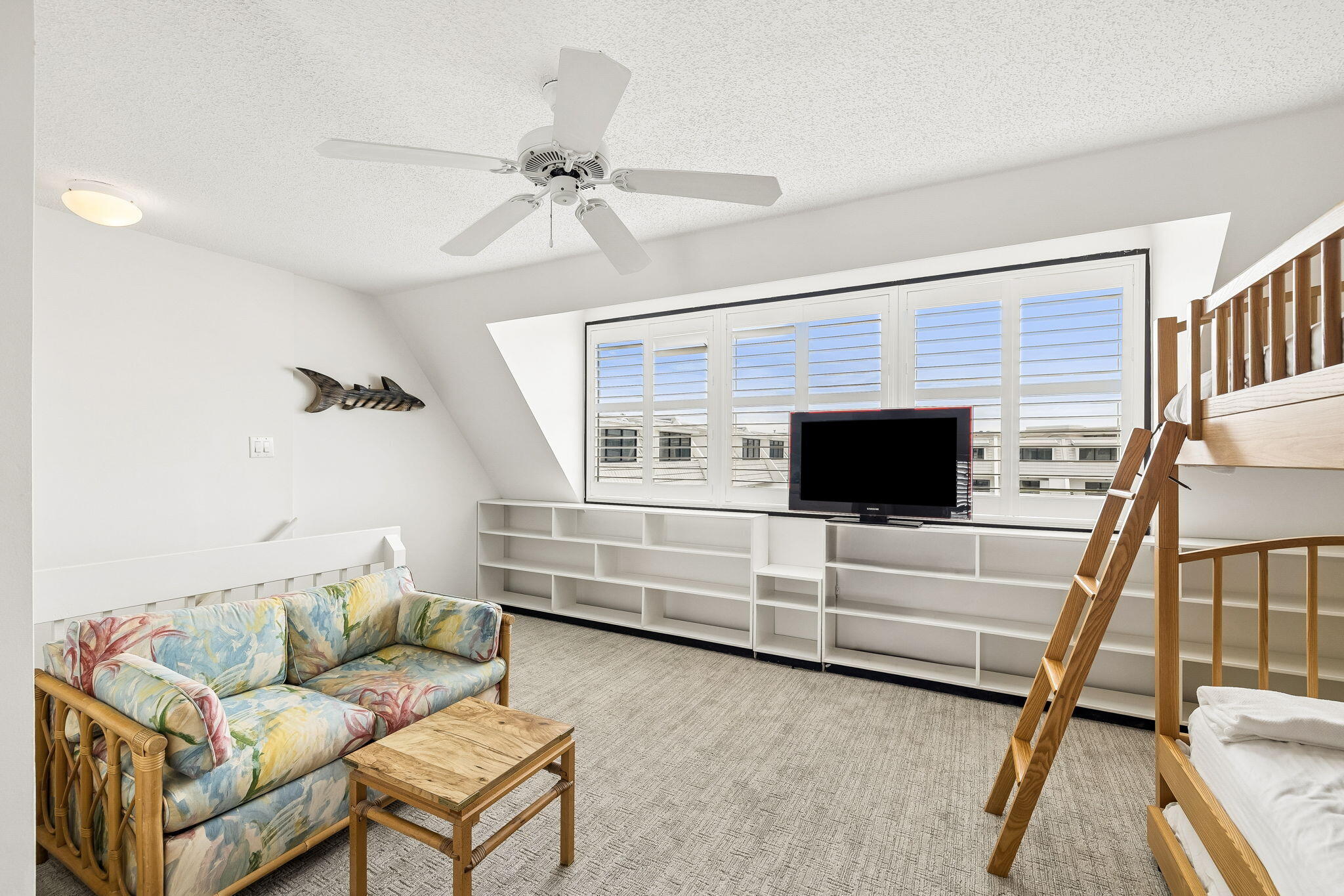 AEGEAN CONDO - Residential