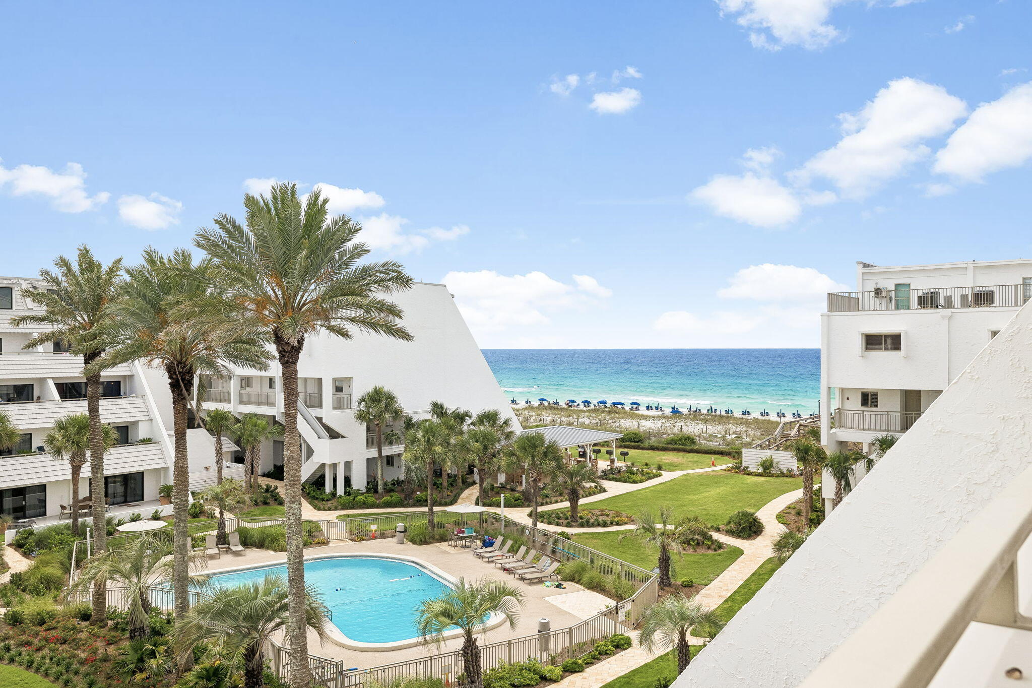 AEGEAN CONDO - Residential