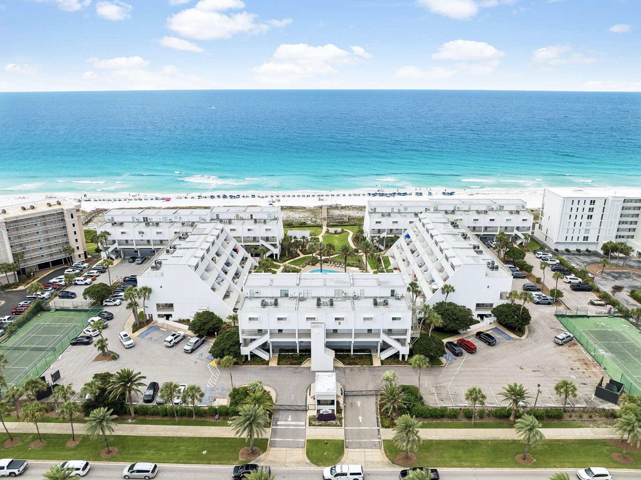 AEGEAN CONDO - Residential