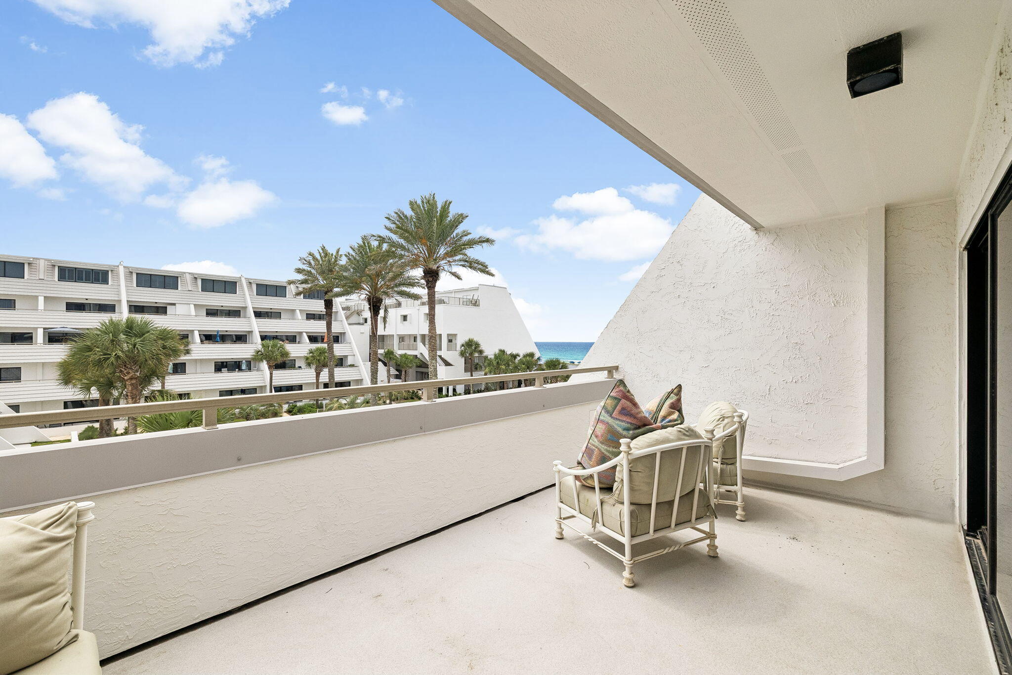 AEGEAN CONDO - Residential