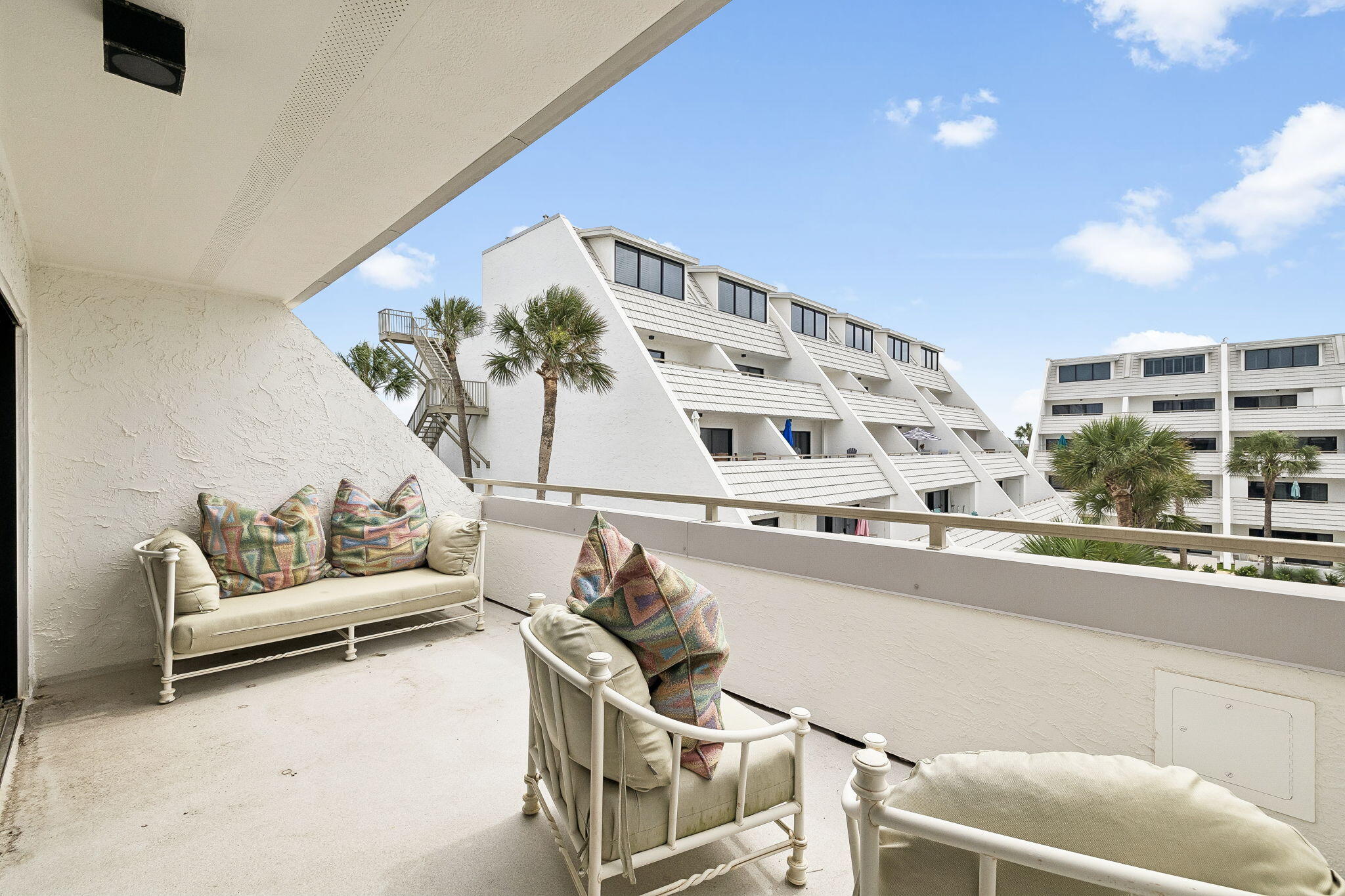 AEGEAN CONDO - Residential