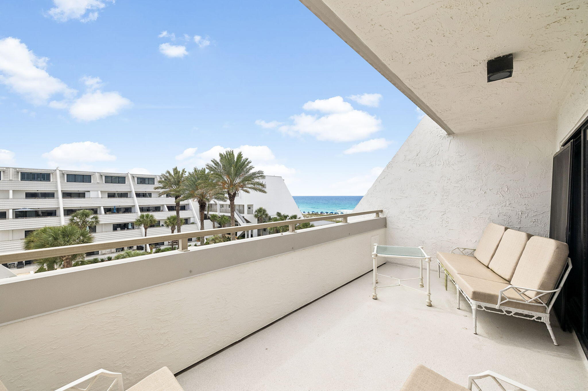 AEGEAN CONDO - Residential