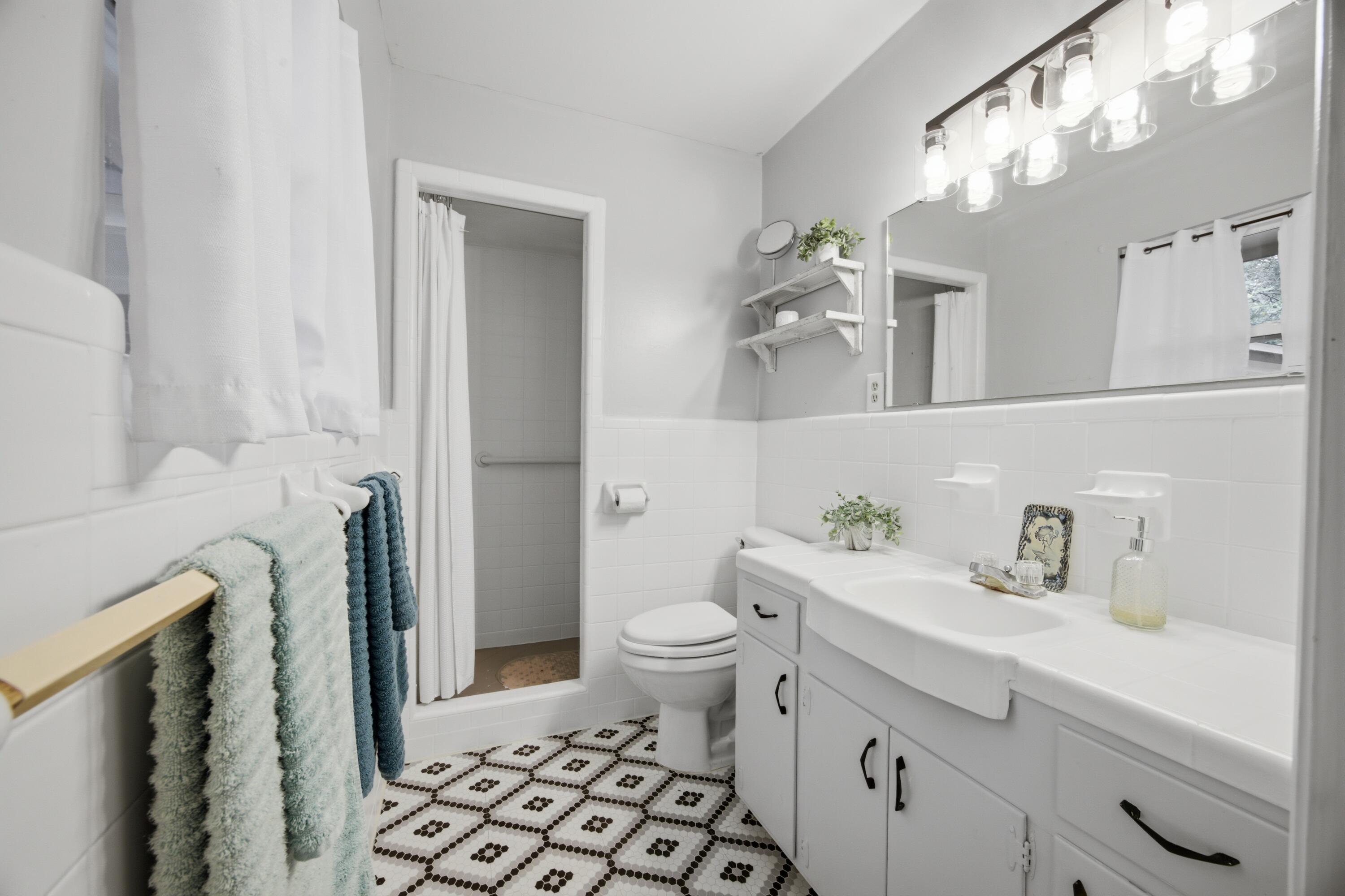 COLONY EST 3RD ADD - Residential
