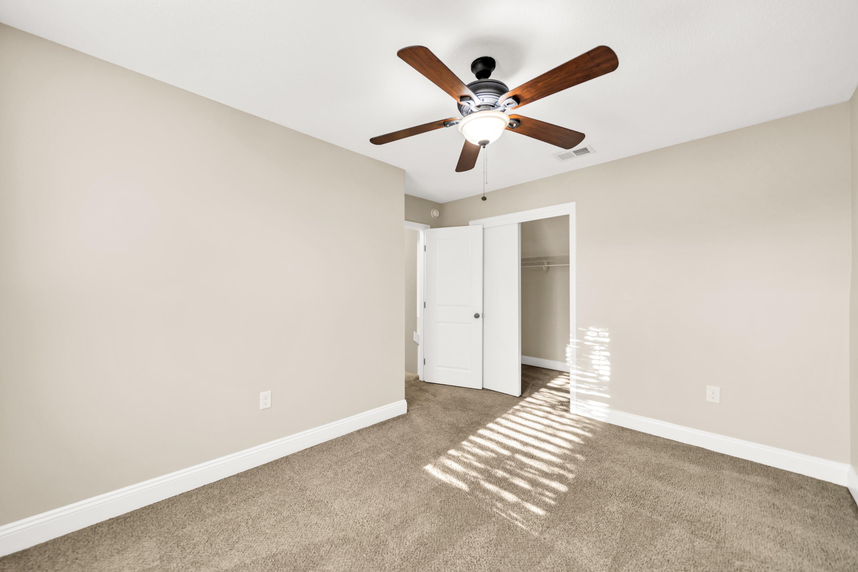 BRISTOL PARK - Residential