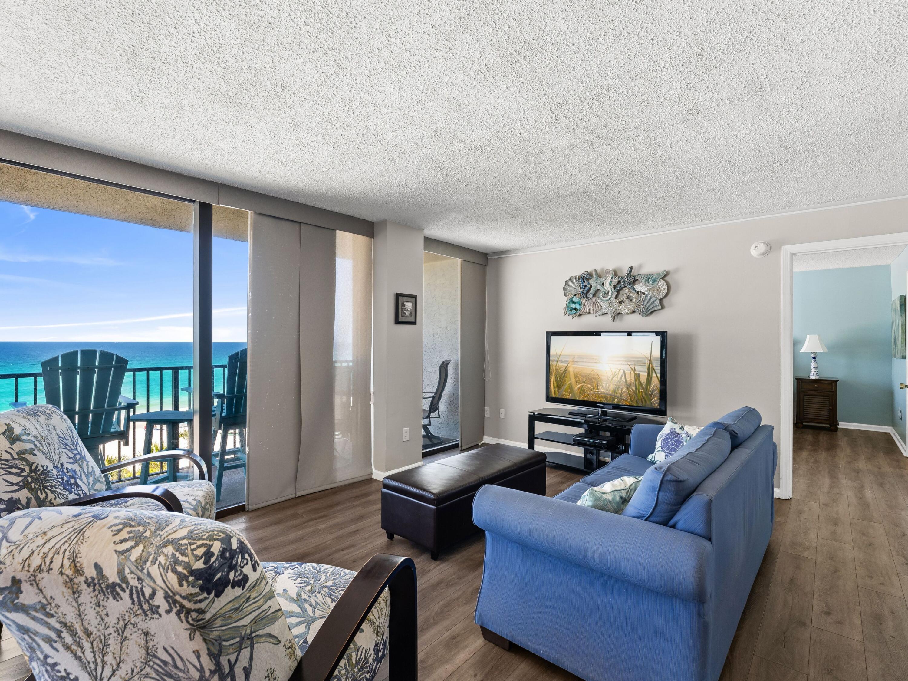 SEACHASE CONDO - Residential