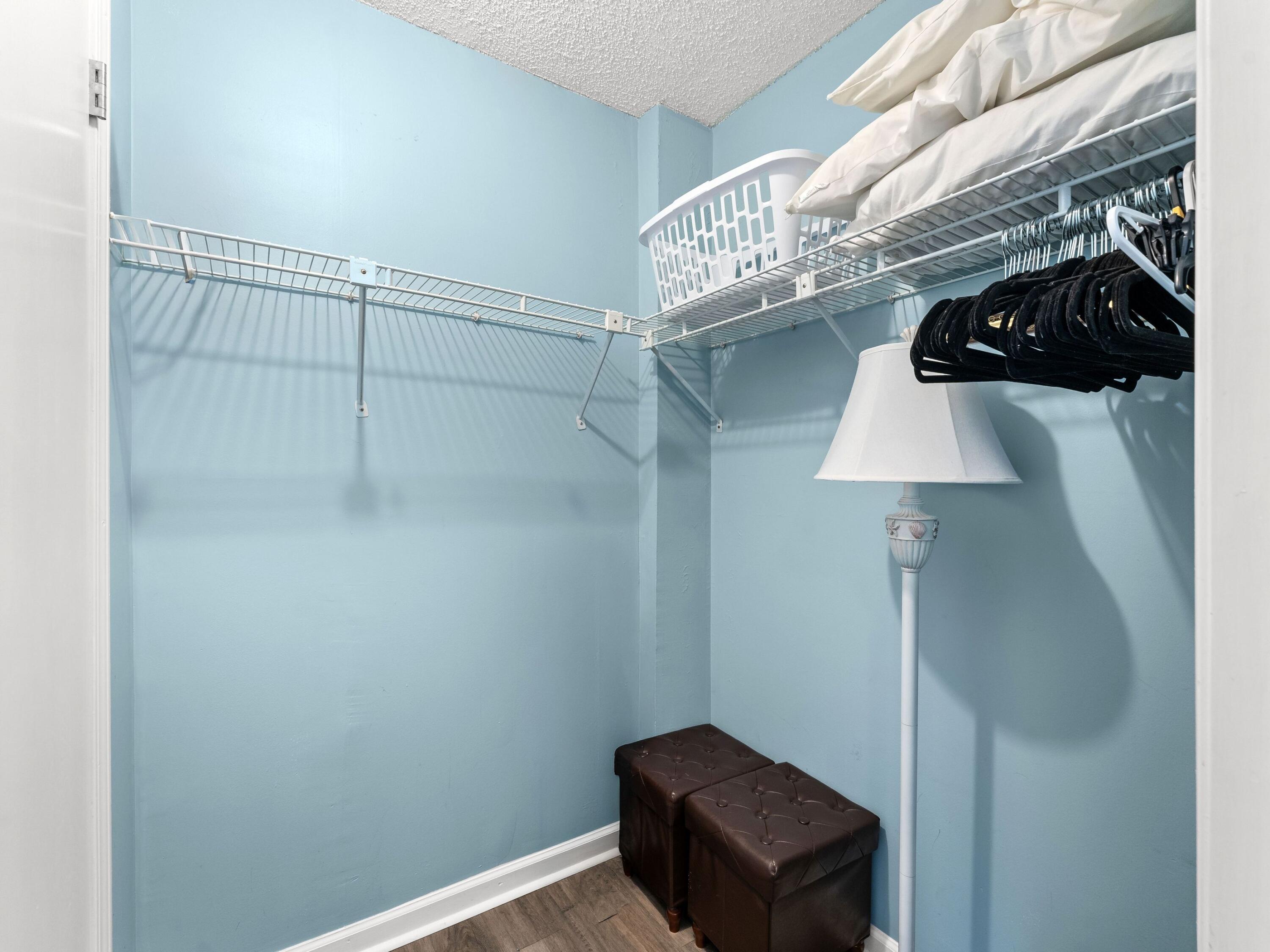 SEACHASE CONDO - Residential