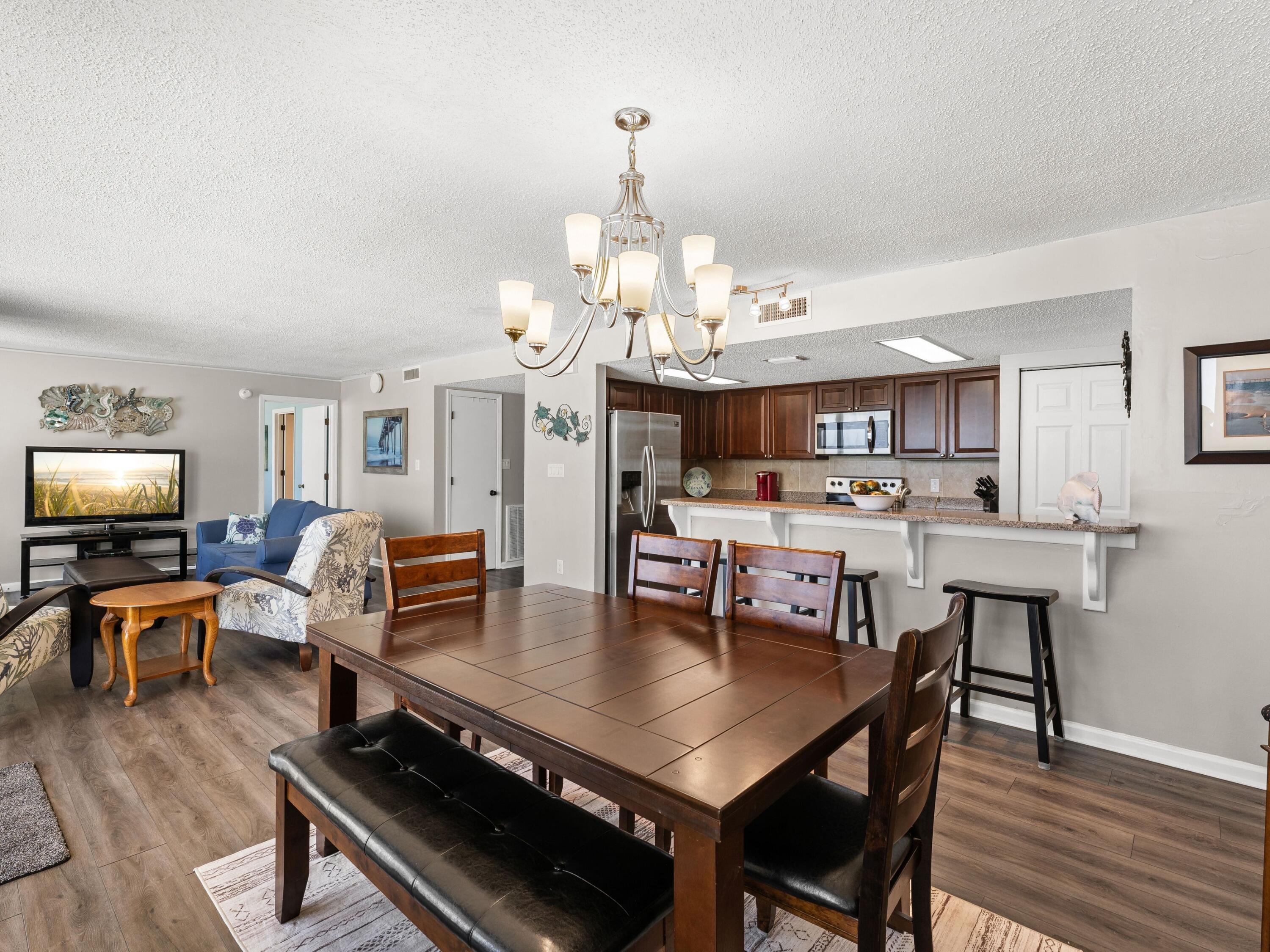 SEACHASE CONDO - Residential