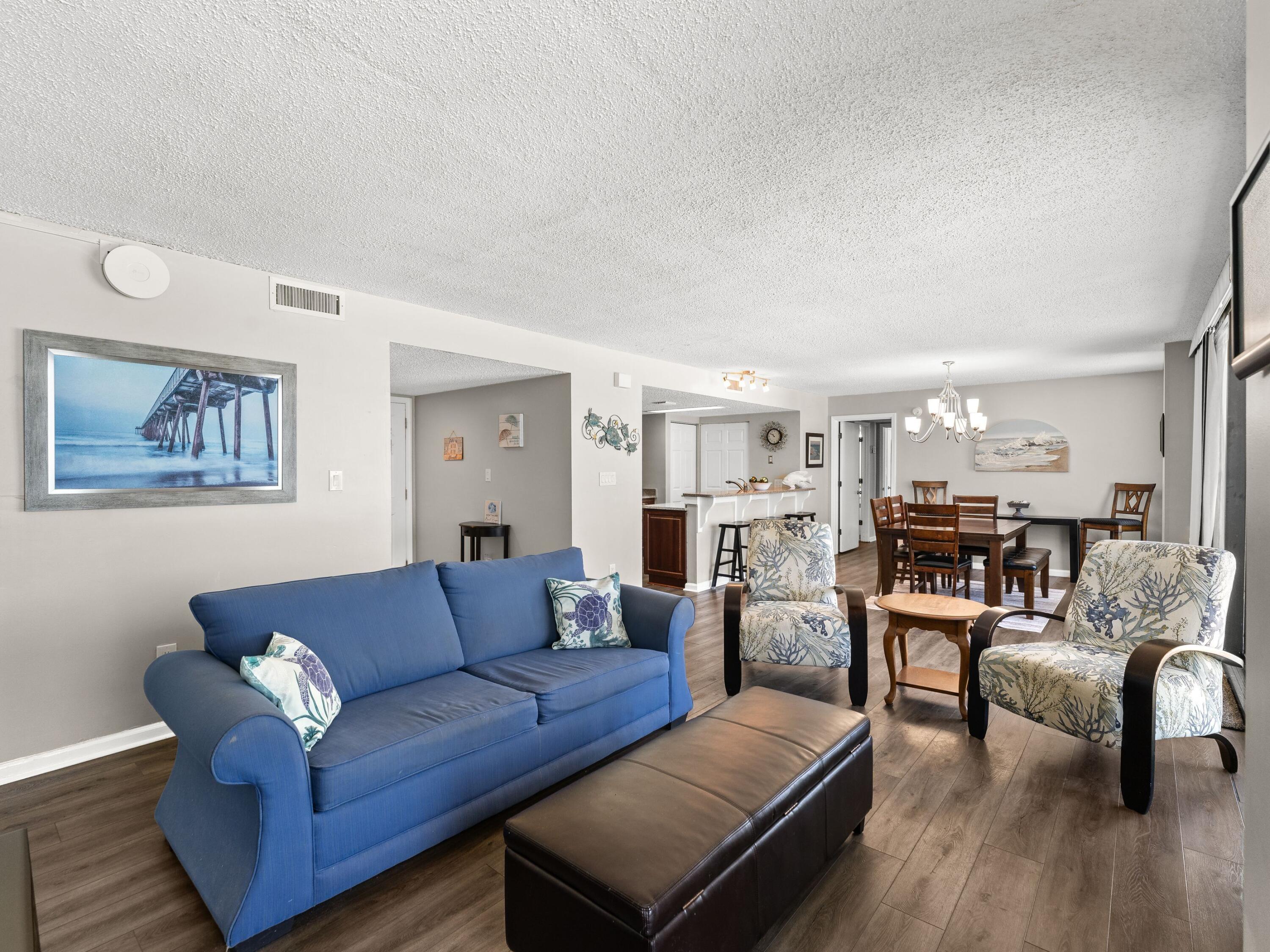 SEACHASE CONDO - Residential