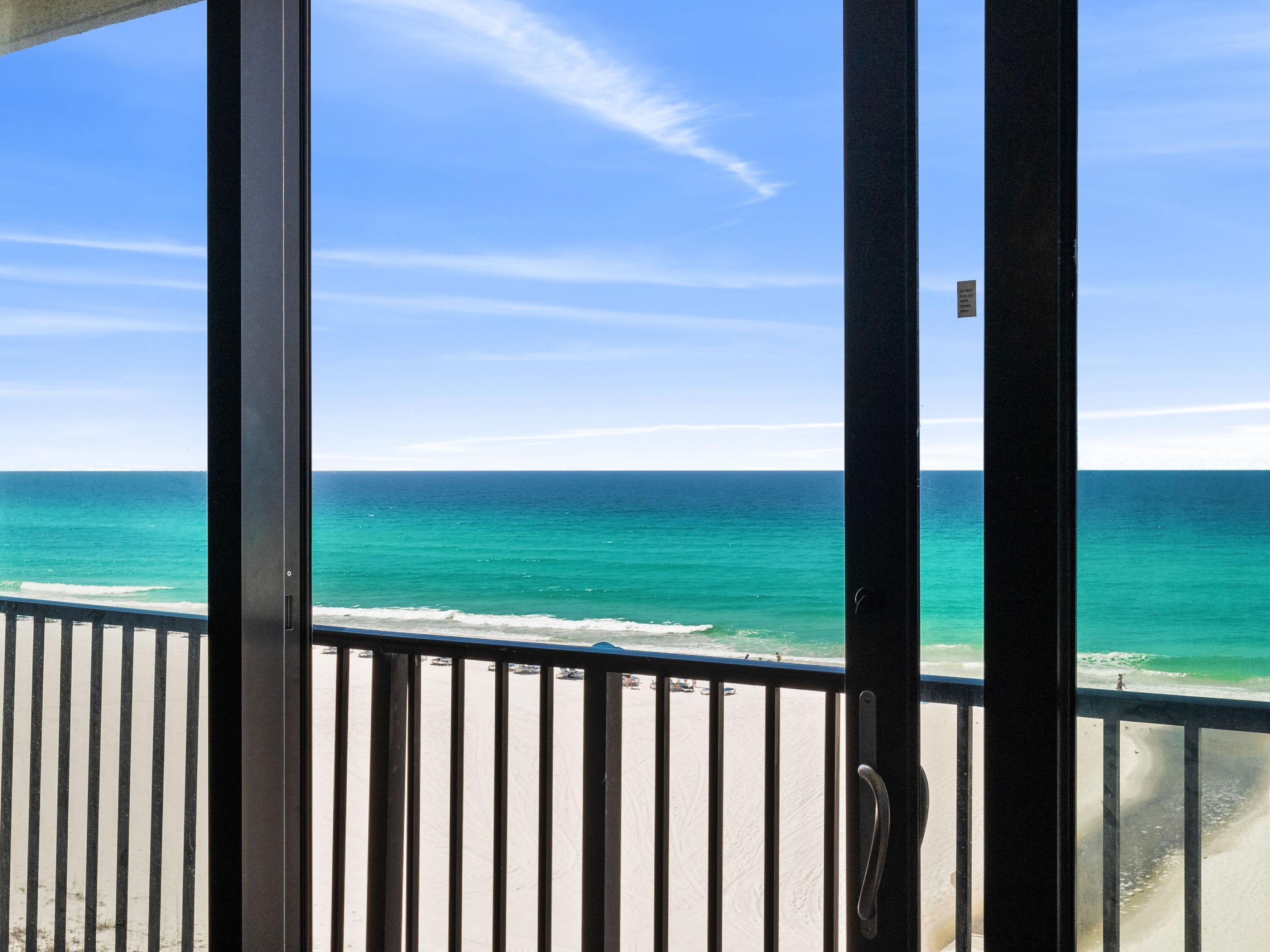 SEACHASE CONDO - Residential