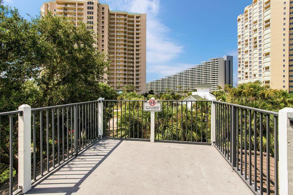 WINDANCER SHORES - Residential
