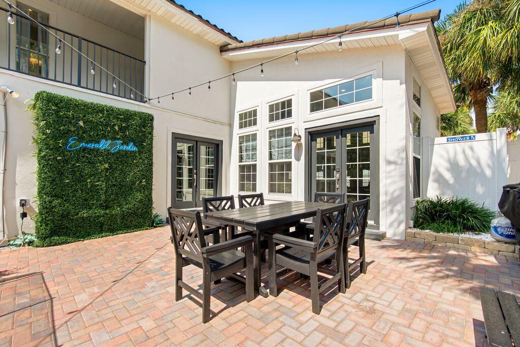 WINDANCER SHORES - Residential