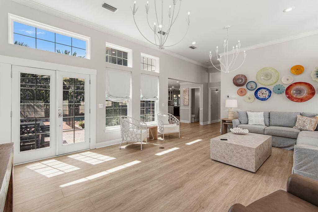 WINDANCER SHORES - Residential