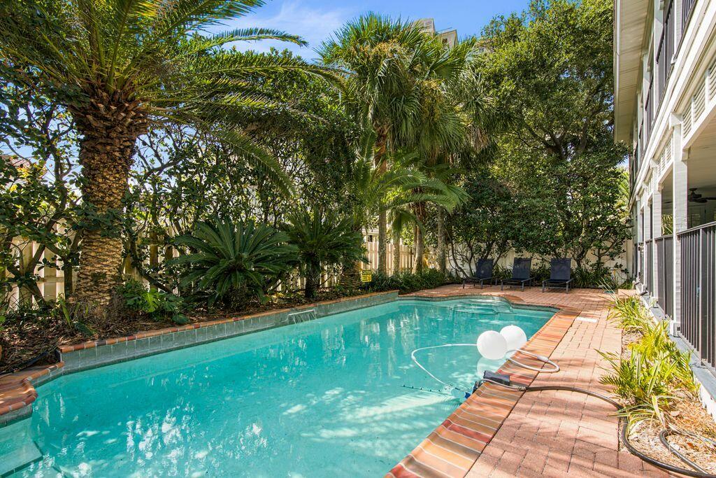 WINDANCER SHORES - Residential