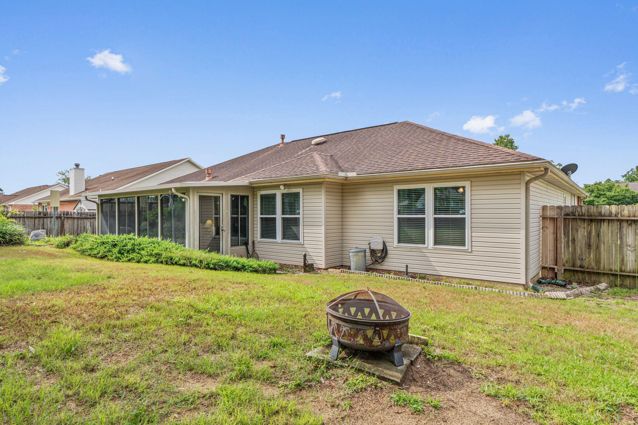 CHEROKEE BEND S/D - Residential