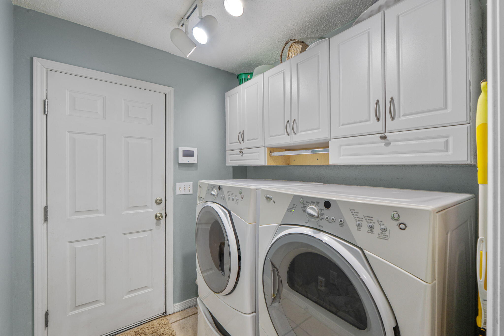 CHEROKEE BEND S/D - Residential