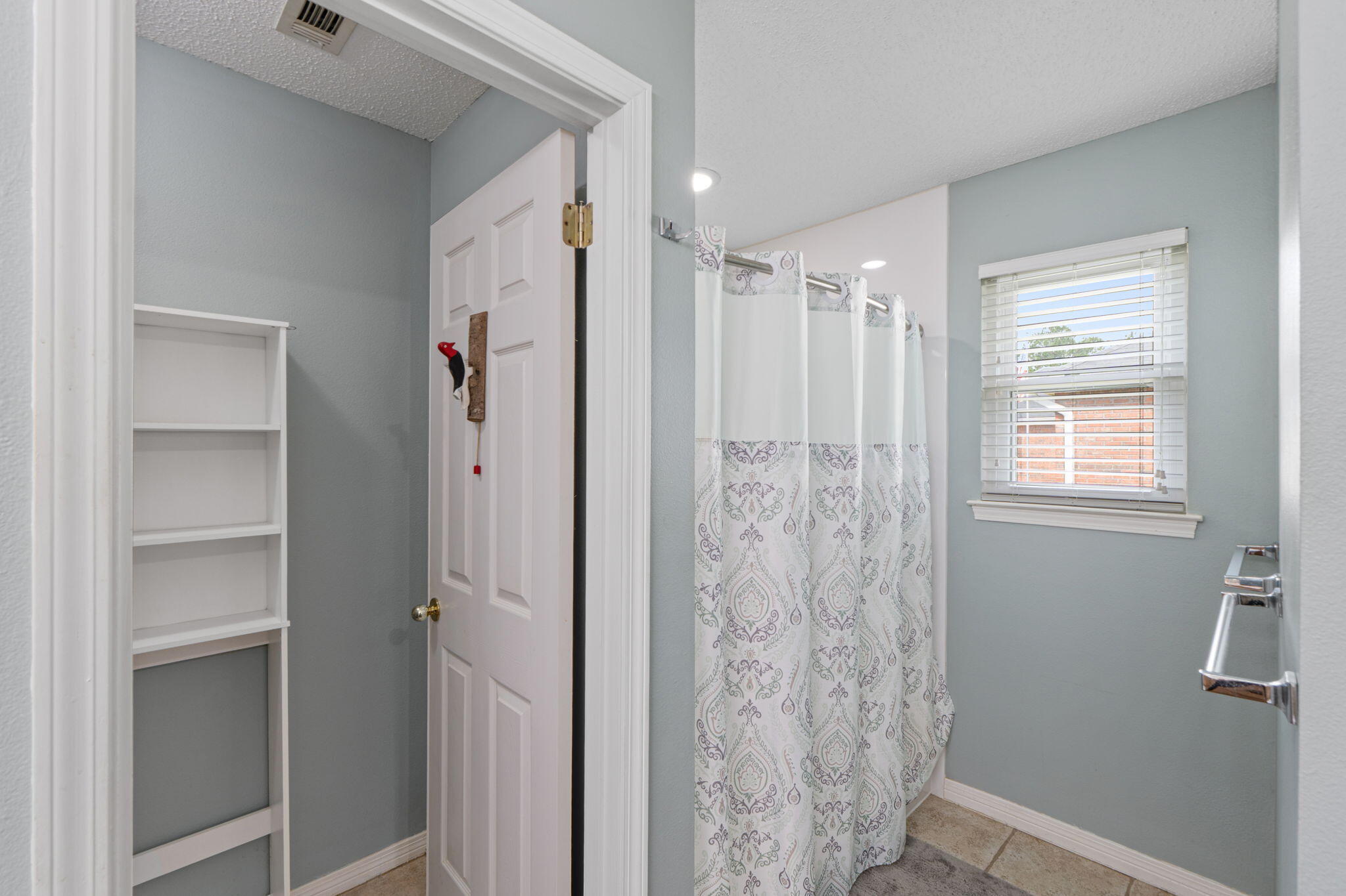 CHEROKEE BEND S/D - Residential