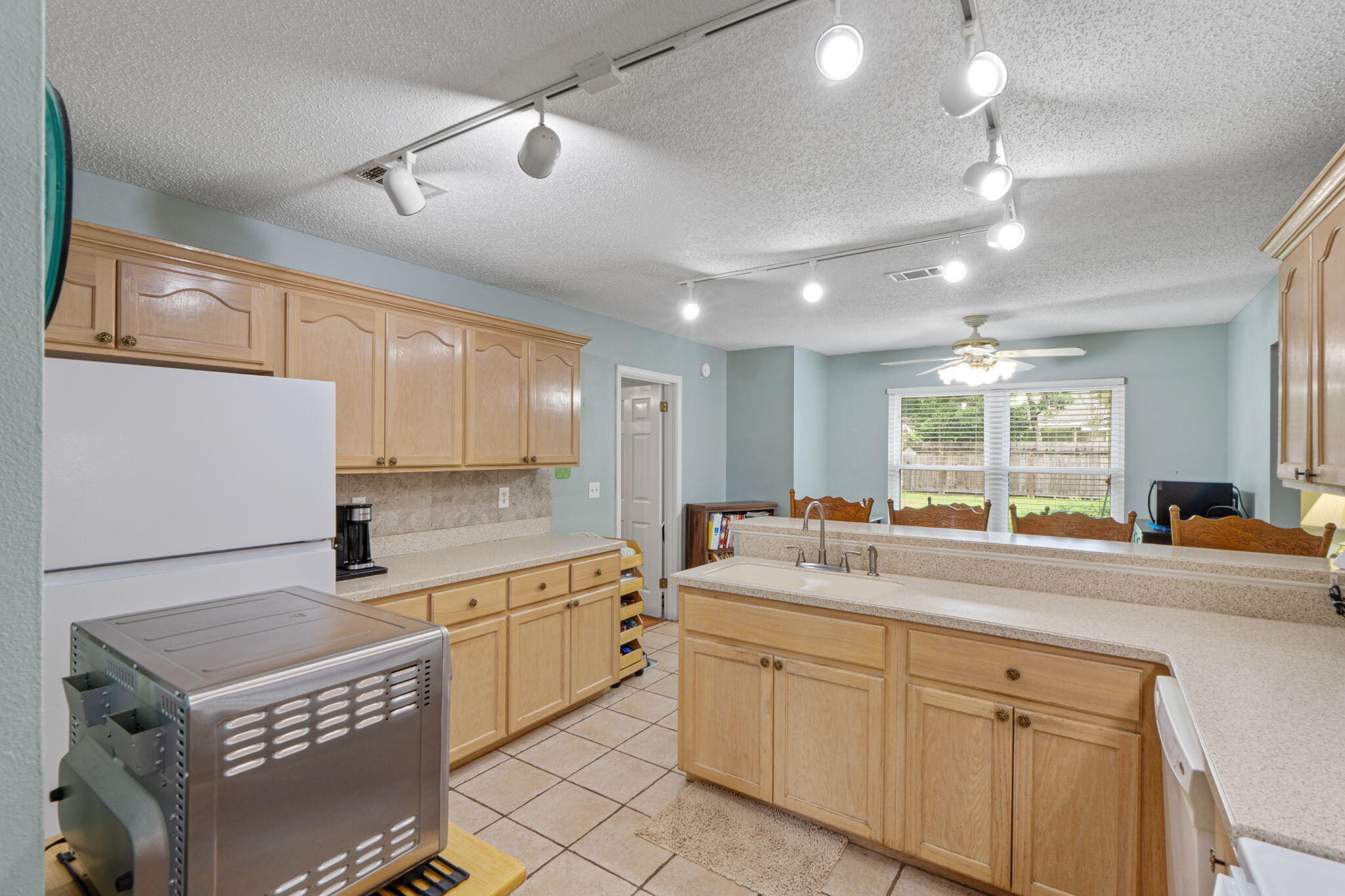 CHEROKEE BEND S/D - Residential