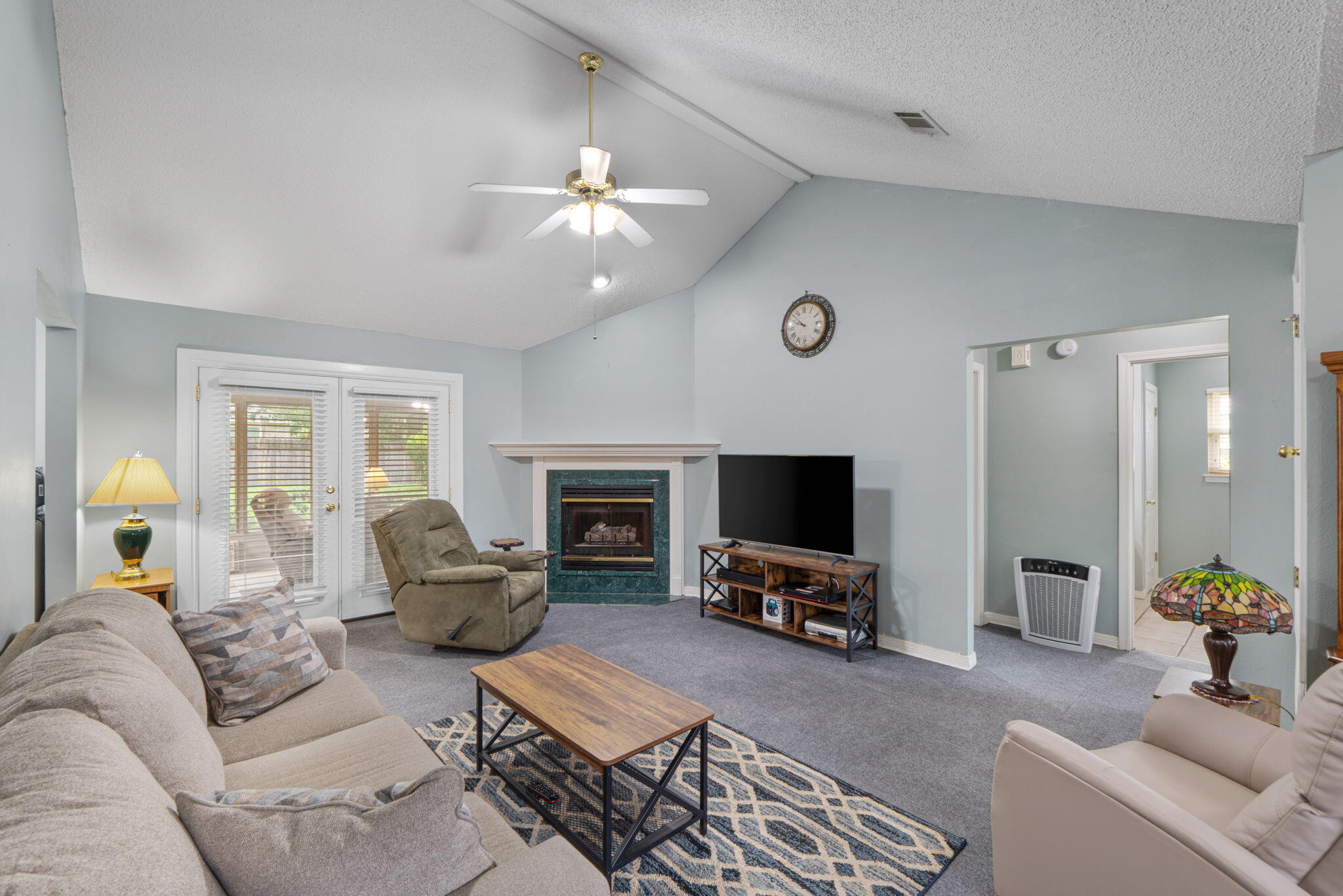 CHEROKEE BEND S/D - Residential