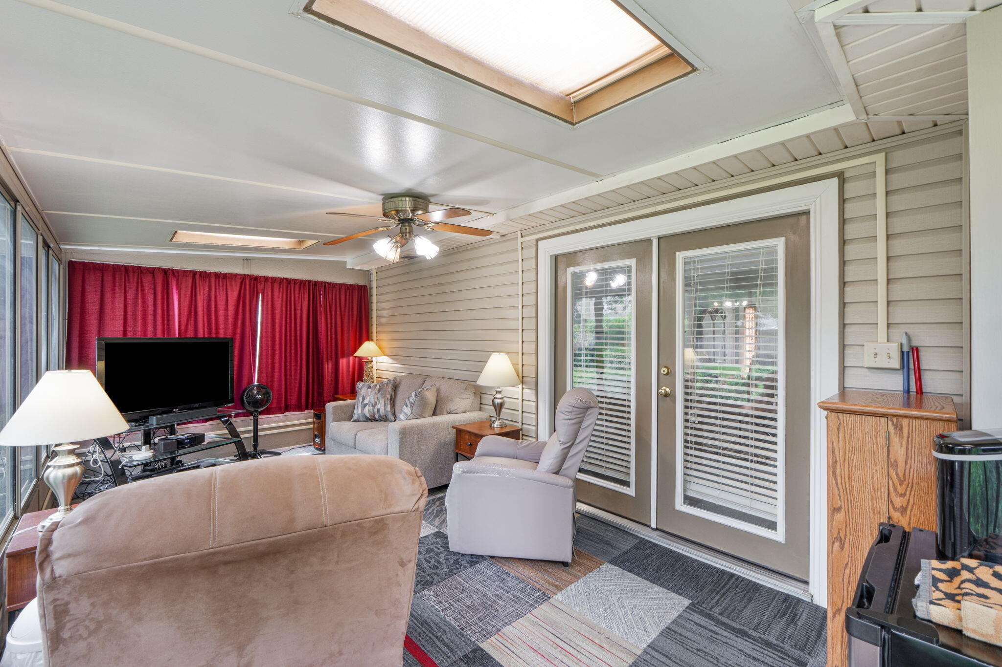 CHEROKEE BEND S/D - Residential