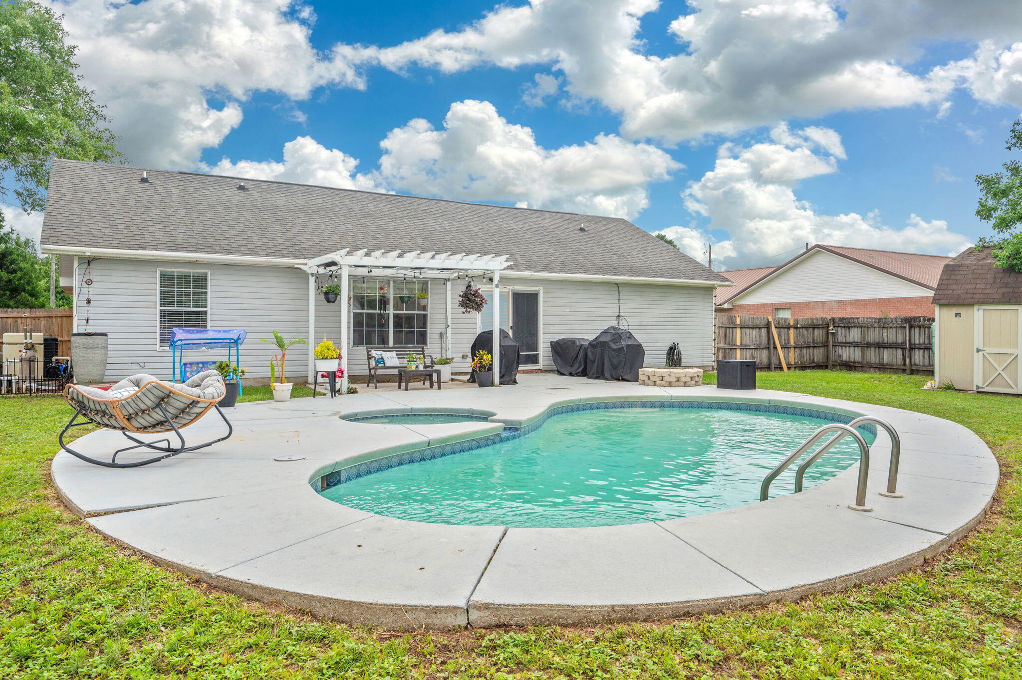 COUNTRYVIEW ESTATES 4TH ADDN PH 4 - Residential