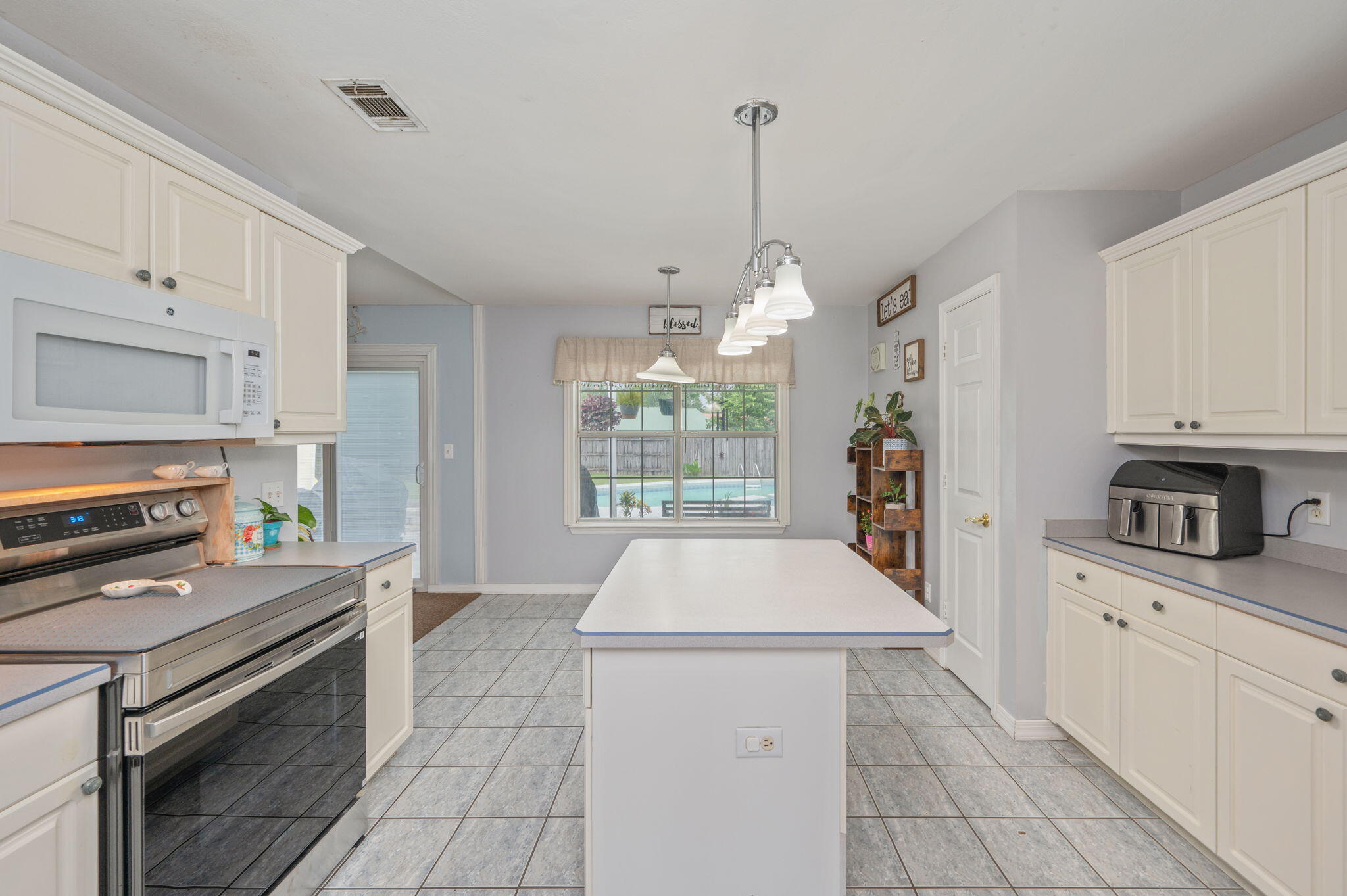 COUNTRYVIEW ESTATES 4TH ADDN PH 4 - Residential
