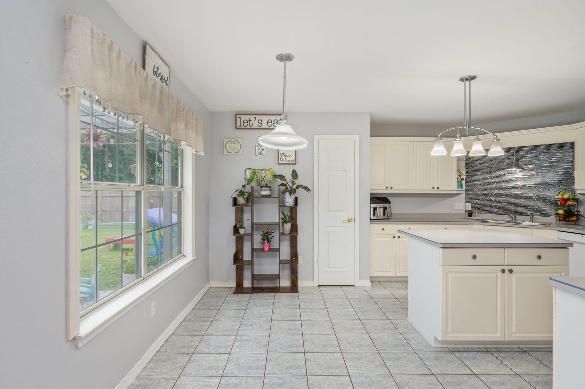 COUNTRYVIEW ESTATES 4TH ADDN PH 4 - Residential